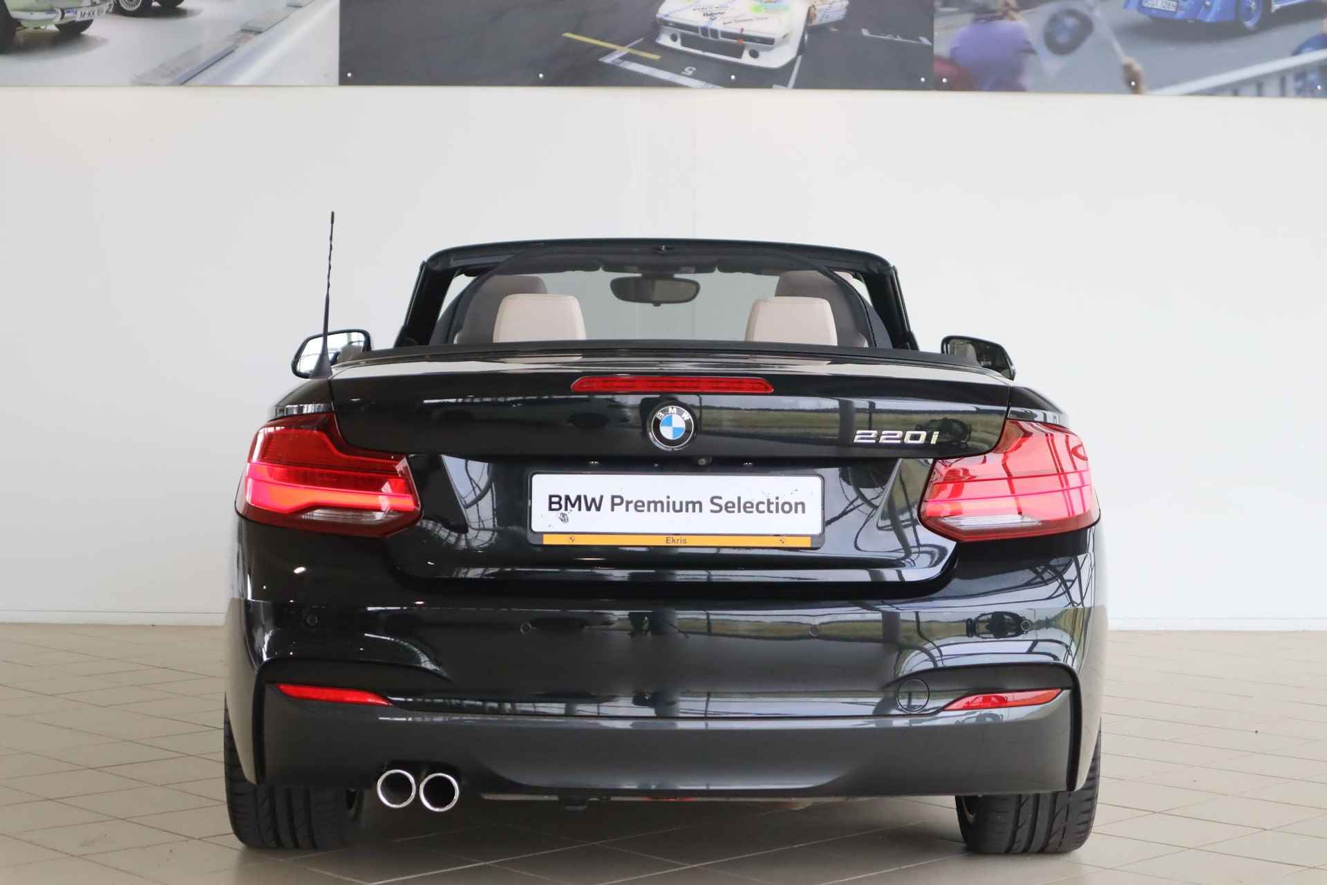 BMW 2 Serie Cabrio 220i High Executive | M-Sportpakket | Audio Media Pack | Parcking Pack - 7/23