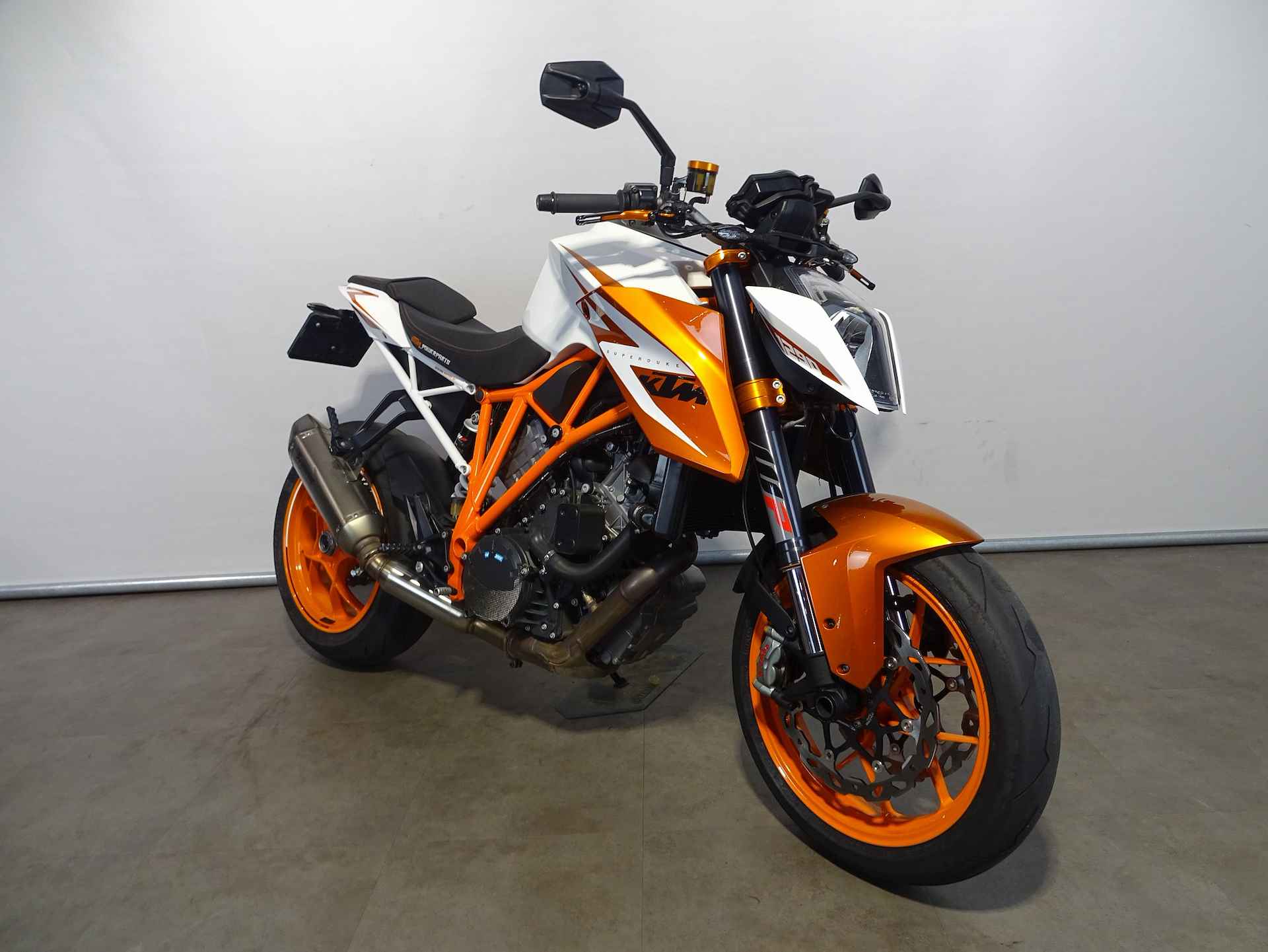 KTM 1290 SUPERDUKE R S.E. ABS - 8/9