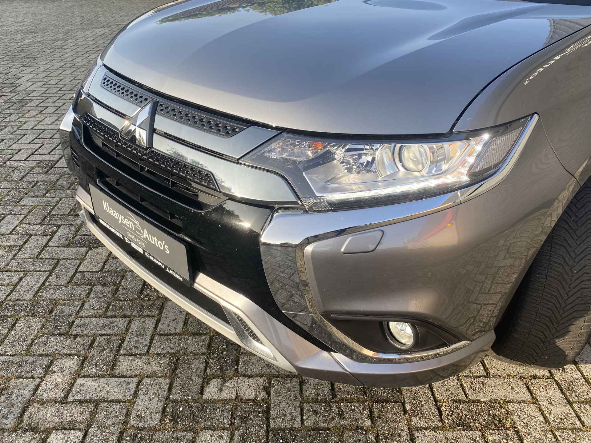 Mitsubishi Outlander 2.4 PHEV Intense 4WD AUT. | 1e eigenaar | dealer onderhouden | apple carplay | camera | keyless | incl. BTW - 19/38