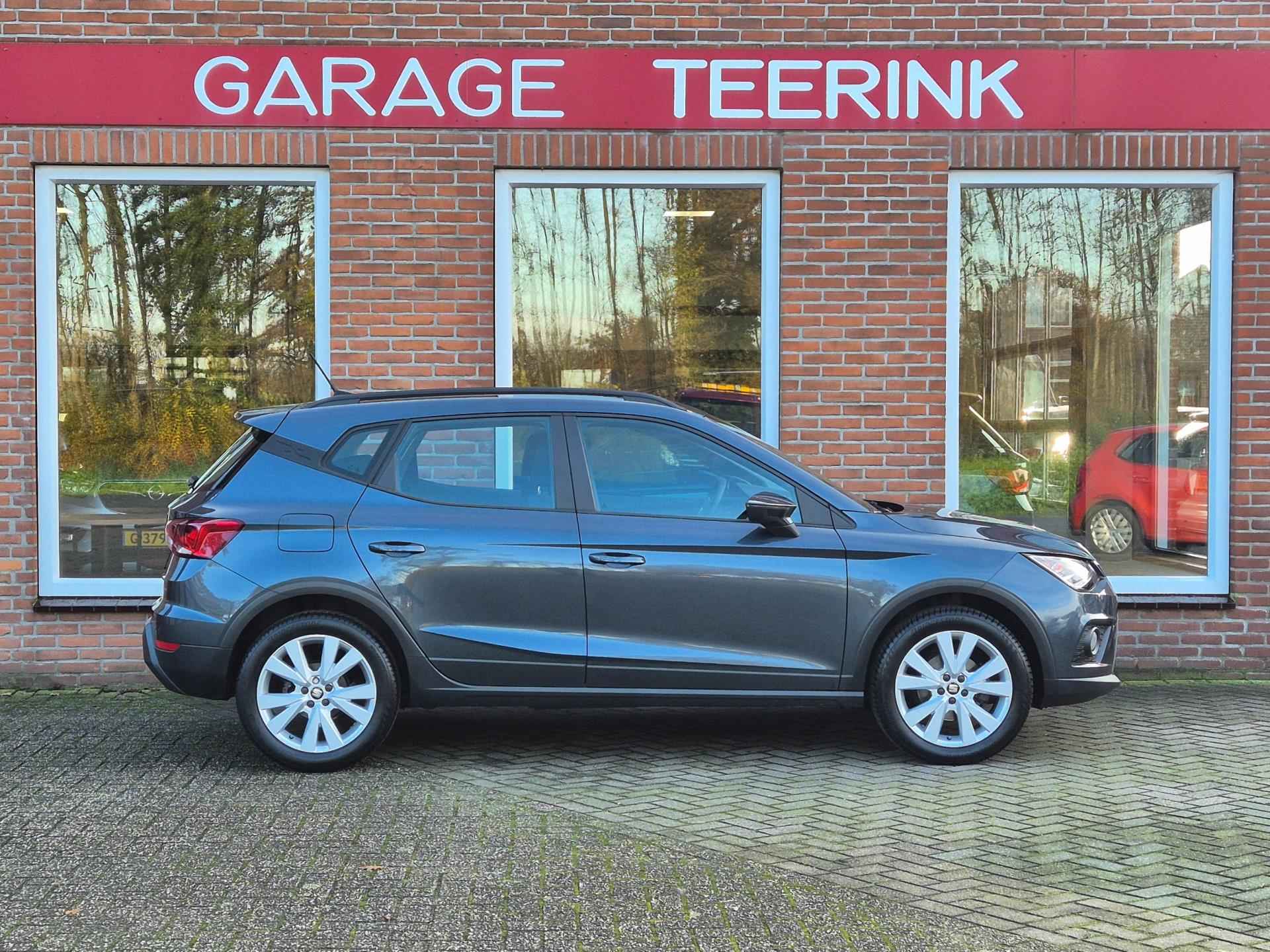 Seat Arona 1.0 TSI Xcellence Business Intense 116PK 5drs AUTOMAAT clima, cruise, navi, pdc, led, RIJKLAAR - 17/19