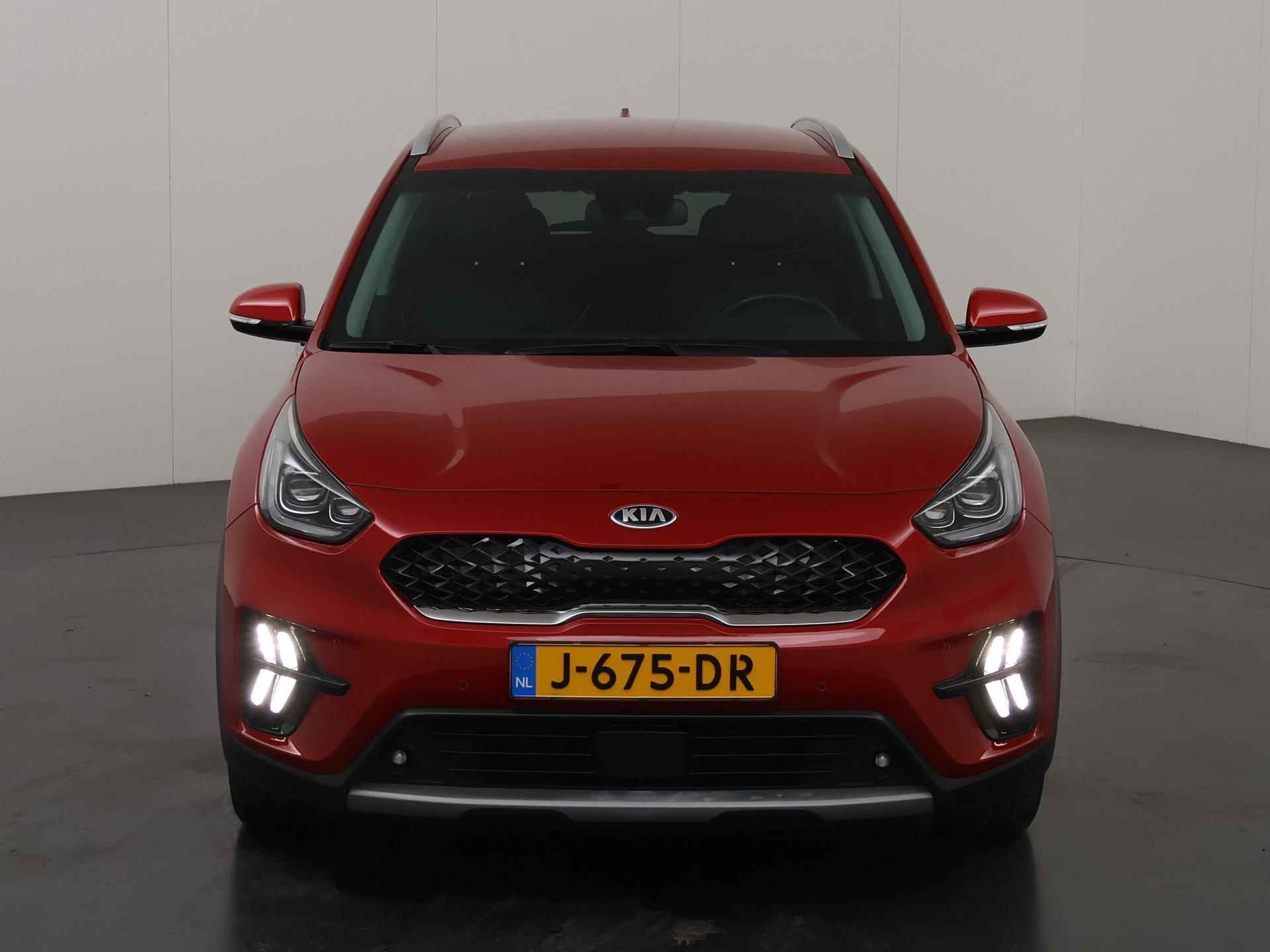 Kia Niro 1.6 GDi PHEV DynamicPlusLine | Trekhaak | Lederen Bekleding | Stoel/Stuurwielverwarming | Keyless Go | Dodehoekdetectie | LED Koplampen | - 4/41