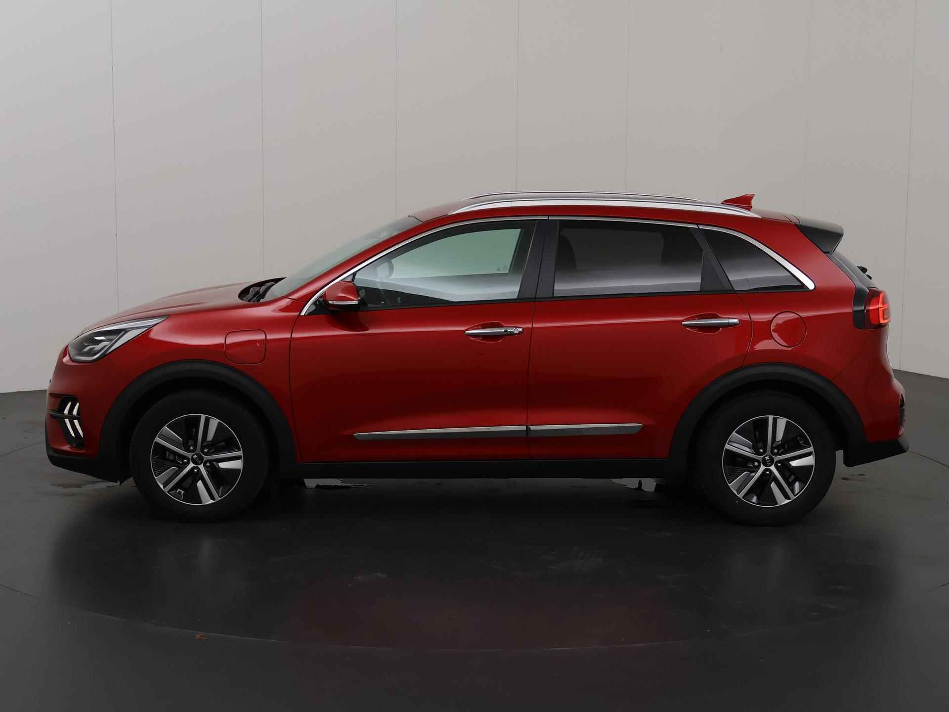 Kia Niro 1.6 GDi PHEV DynamicPlusLine | Trekhaak | Lederen Bekleding | Stoel/Stuurwielverwarming | Keyless Go | Dodehoekdetectie | LED Koplampen | - 6/41