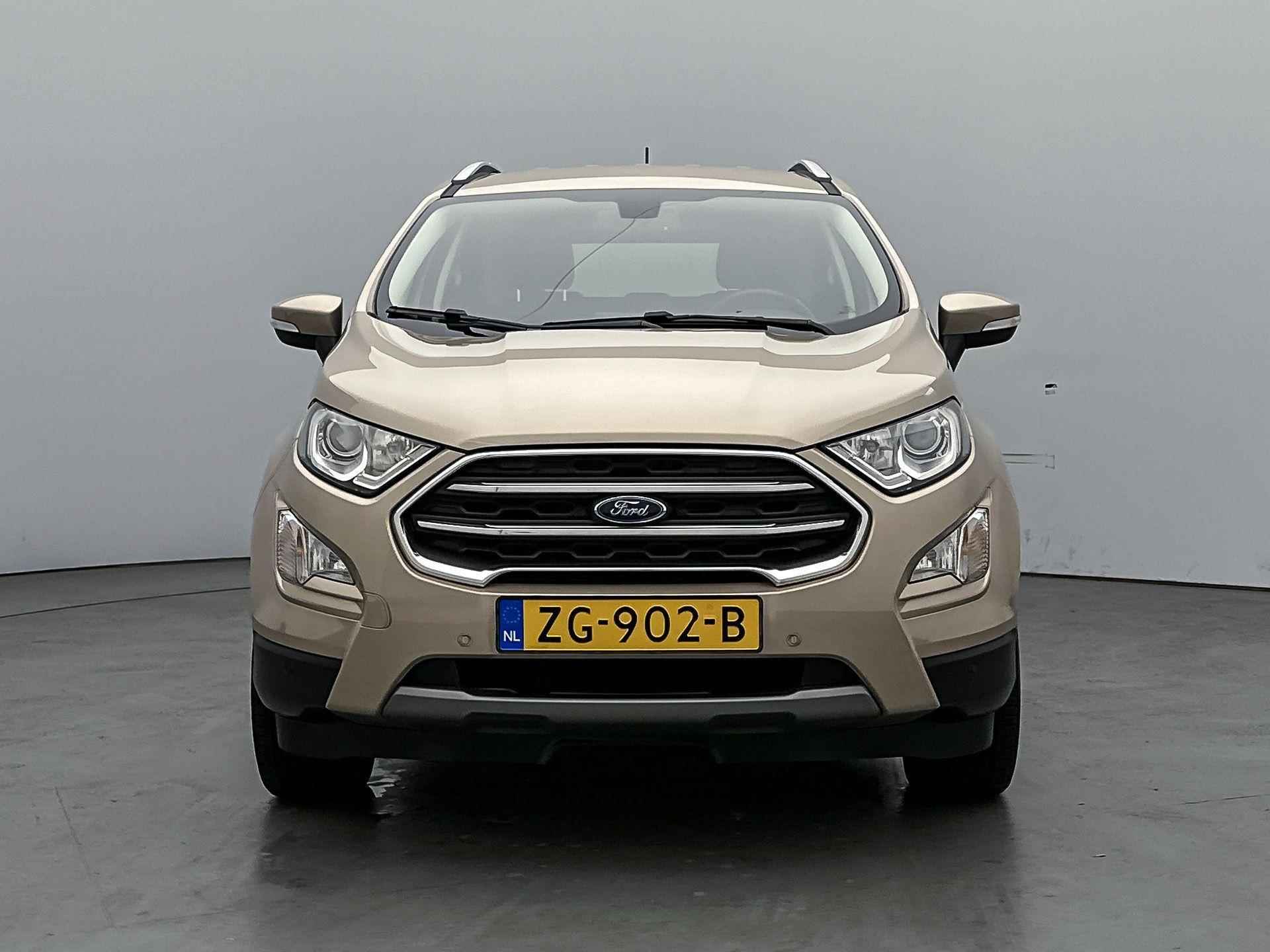 Ford EcoSport SUV Titanium 125 pk | Navigatie | Achteruitrijcamera | Parkeersensoren Voor en Achter | Voorstoelen Verwarmd | Keyless Entry/Start | Trekhaak | Dodehoek Detectie | Climate Control | Cruise Control | 17" Lichtmetalen Velgen | Apple Carplay/Android Auto | - 4/39