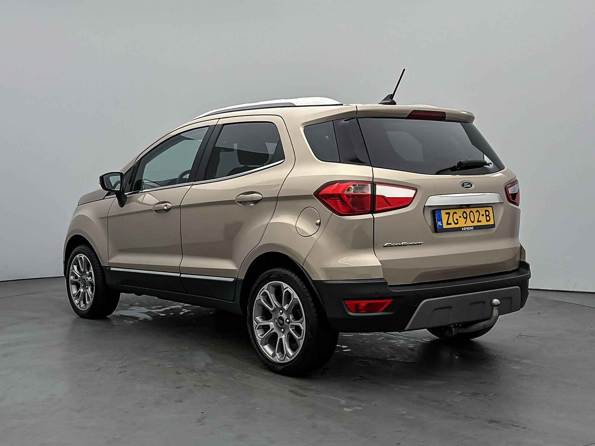 Ford EcoSport SUV Titanium 125 pk | Navigatie | Achteruitrijcamera | Parkeersensoren Voor en Achter | Voorstoelen Verwarmd | Keyless Entry/Start | Trekhaak | Dodehoek Detectie | Climate Control | Cruise Control | 17" Lichtmetalen Velgen | Apple Carplay/Android Auto | - 6/39