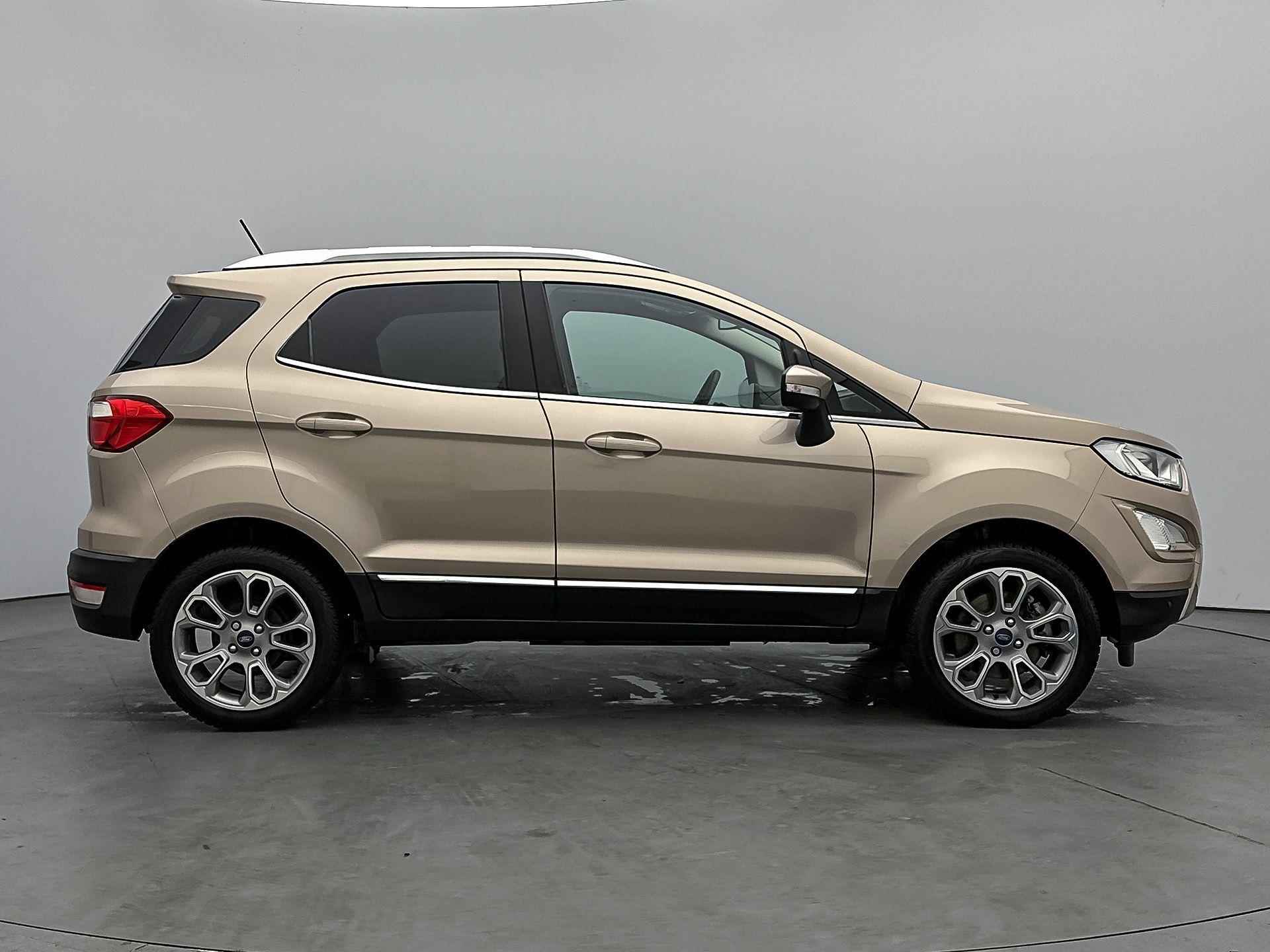 Ford EcoSport SUV Titanium 125 pk | Navigatie | Achteruitrijcamera | Parkeersensoren Voor en Achter | Voorstoelen Verwarmd | Keyless Entry/Start | Trekhaak | Dodehoek Detectie | Climate Control | Cruise Control | 17" Lichtmetalen Velgen | Apple Carplay/Android Auto | - 9/39