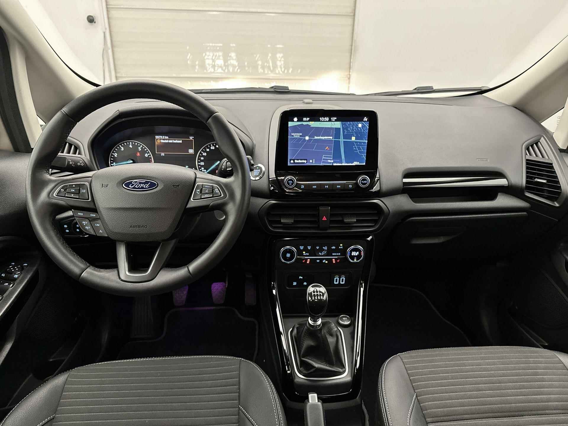 Ford EcoSport SUV Titanium 125 pk | Navigatie | Achteruitrijcamera | Parkeersensoren Voor en Achter | Voorstoelen Verwarmd | Keyless Entry/Start | Trekhaak | Dodehoek Detectie | Climate Control | Cruise Control | 17" Lichtmetalen Velgen | Apple Carplay/Android Auto | - 11/39