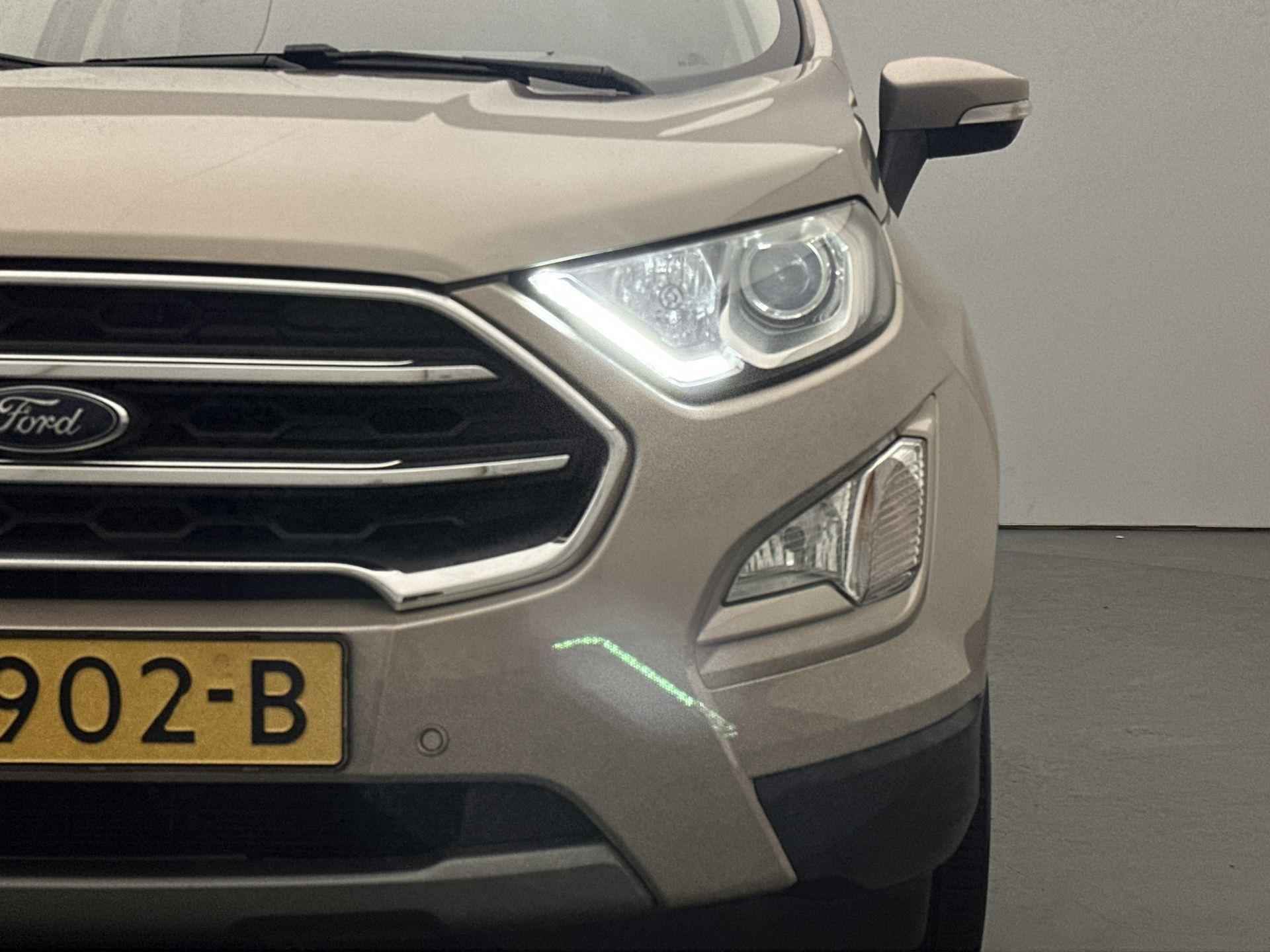 Ford EcoSport SUV Titanium 125 pk | Navigatie | Achteruitrijcamera | Parkeersensoren Voor en Achter | Voorstoelen Verwarmd | Keyless Entry/Start | Trekhaak | Dodehoek Detectie | Climate Control | Cruise Control | 17" Lichtmetalen Velgen | Apple Carplay/Android Auto | - 26/39