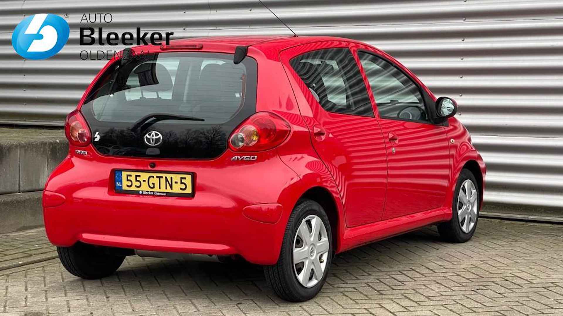 TOYOTA Aygo 1.0-12V Sport Airco Electrische Ramen - 2/22