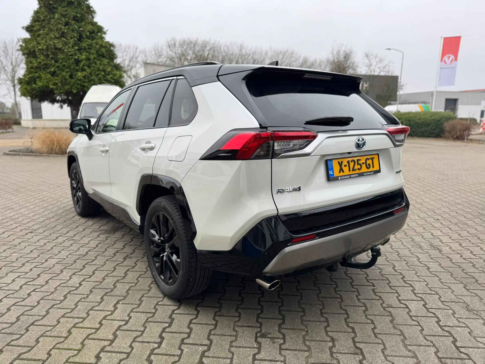 Toyota RAV4 2.5 Hybrid Bi-Tone Automaat TREKHAAK (RIJKLAARPRIJS / BOVAG) - 5/30