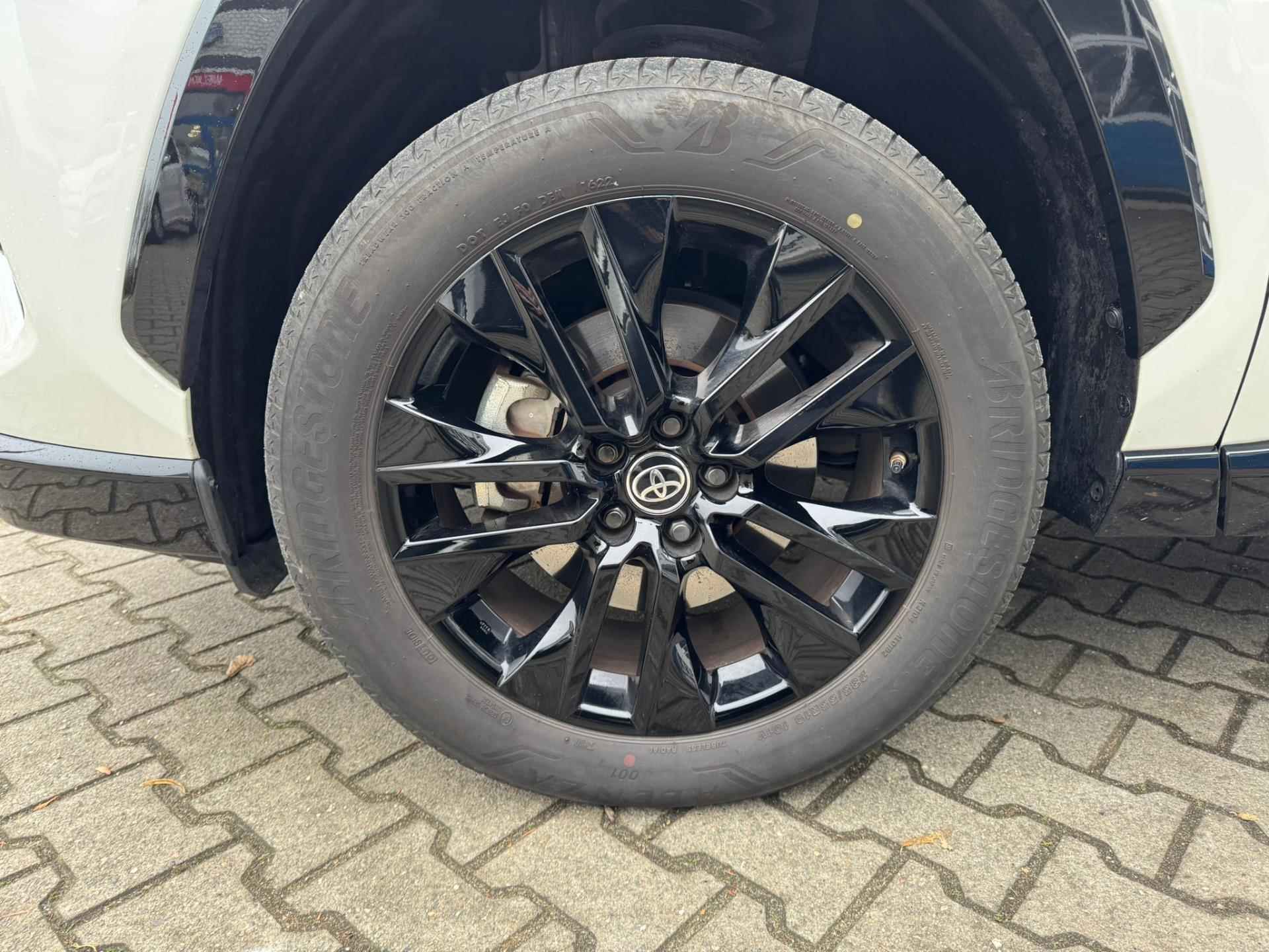 Toyota RAV4 2.5 Hybrid Bi-Tone Automaat TREKHAAK (RIJKLAARPRIJS / BOVAG) - 23/30