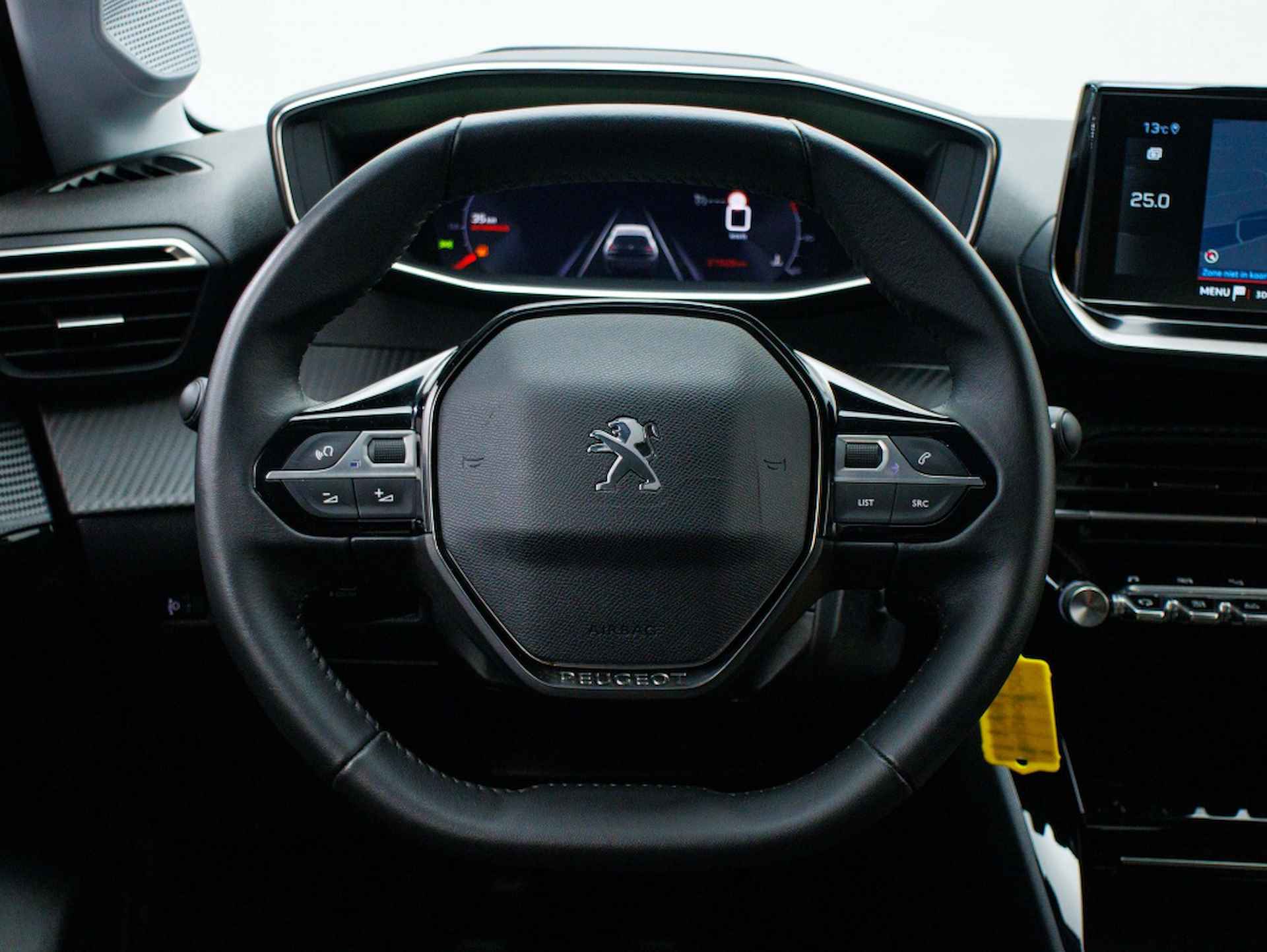 Peugeot 208 1.2 PT Allure Pack | Navigatie | Private lease 369 p.m. - 21/39