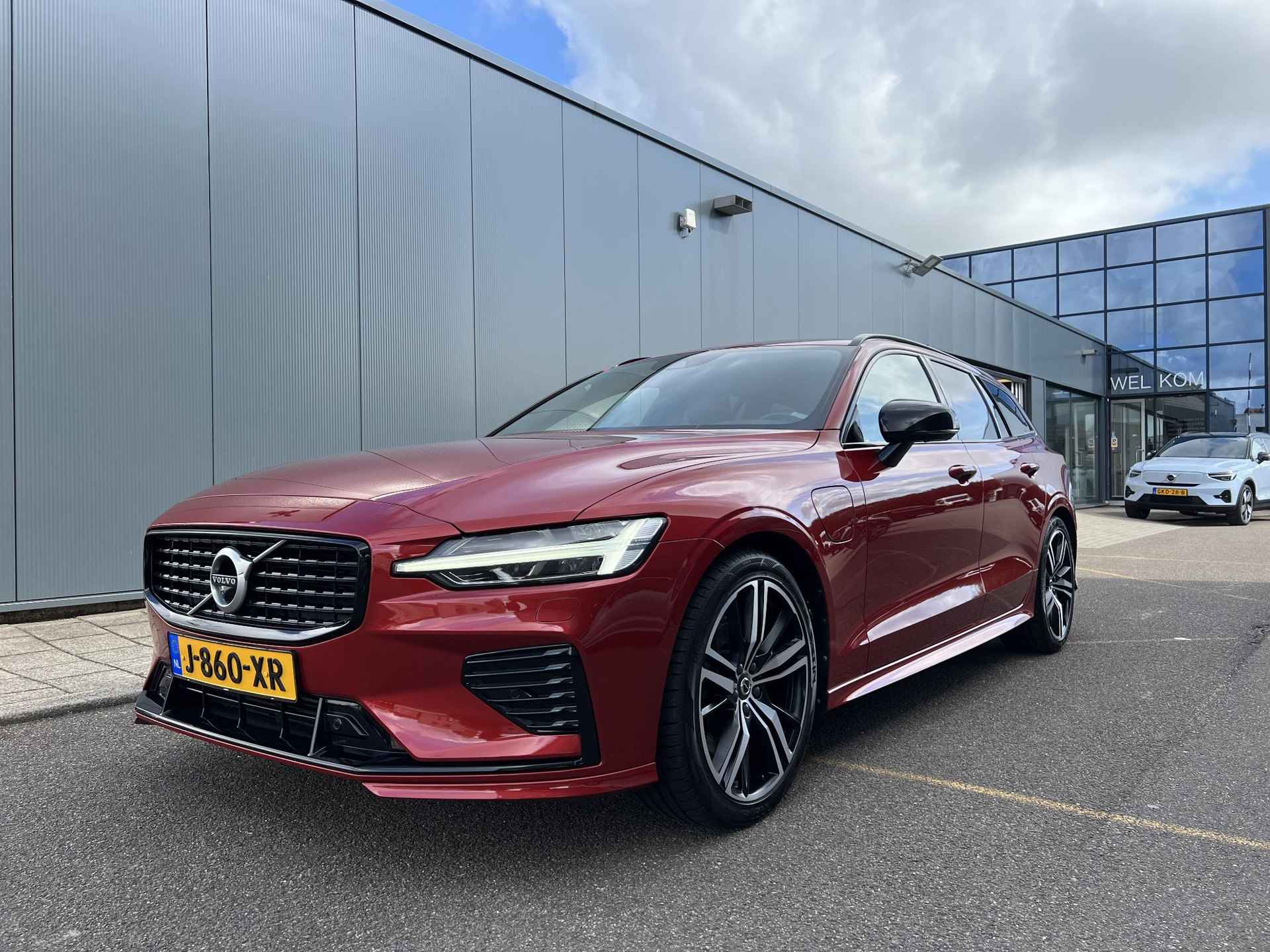 Volvo V60 T8 Twin Engine R-Design -PANO.DAK|360°CAM|B&W-AUDIO|STYLING|TREKHAAK|SPORTSTOELEN|POLESTAR.OPTIM.|HEAD-UP DISP.|19" - 2/22