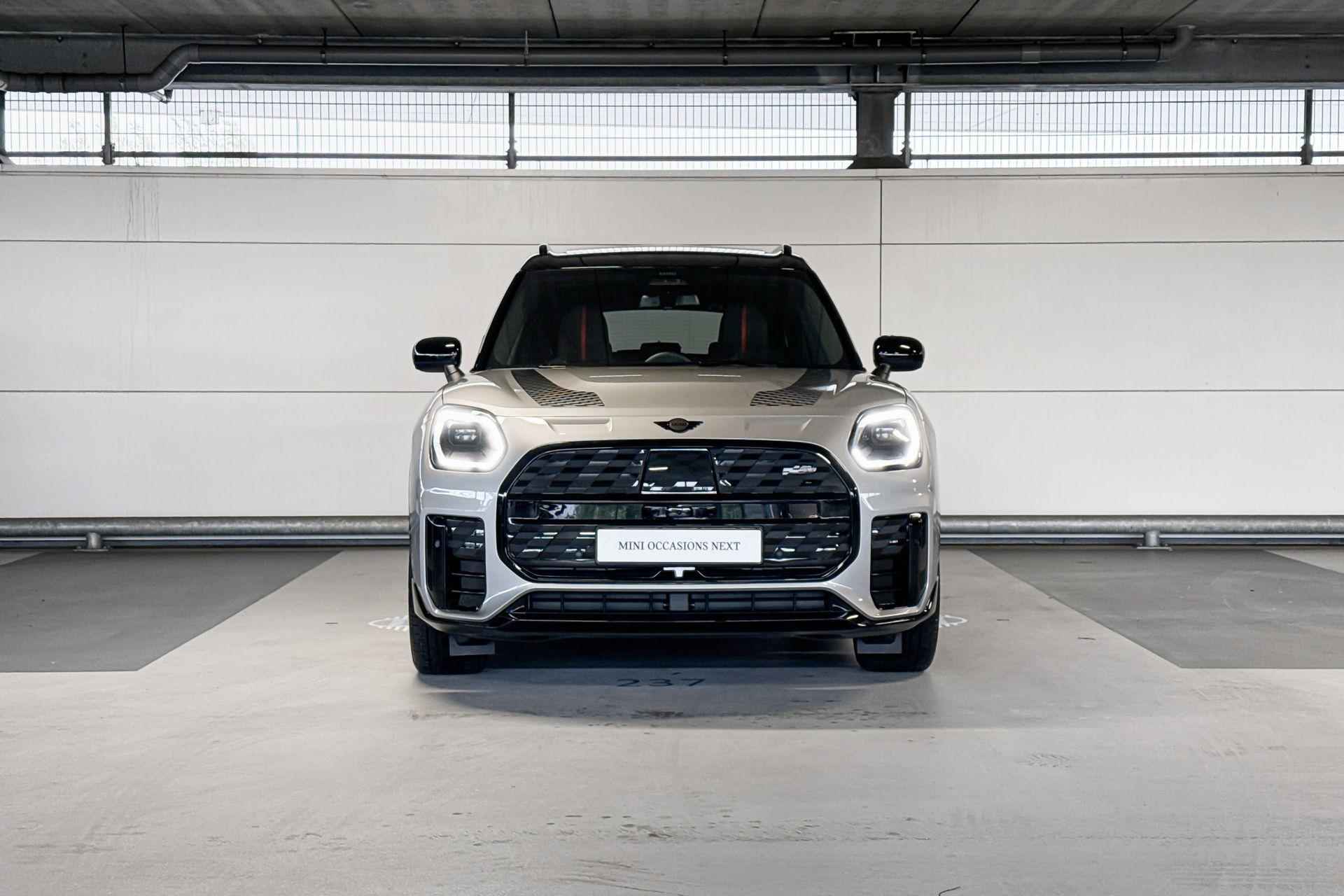 MINI Countryman Electric SE ALL4 John Cooper Works 66.5 kWh | Pakket XL | Dak en spiegelkappen in Jetblack - 5/26