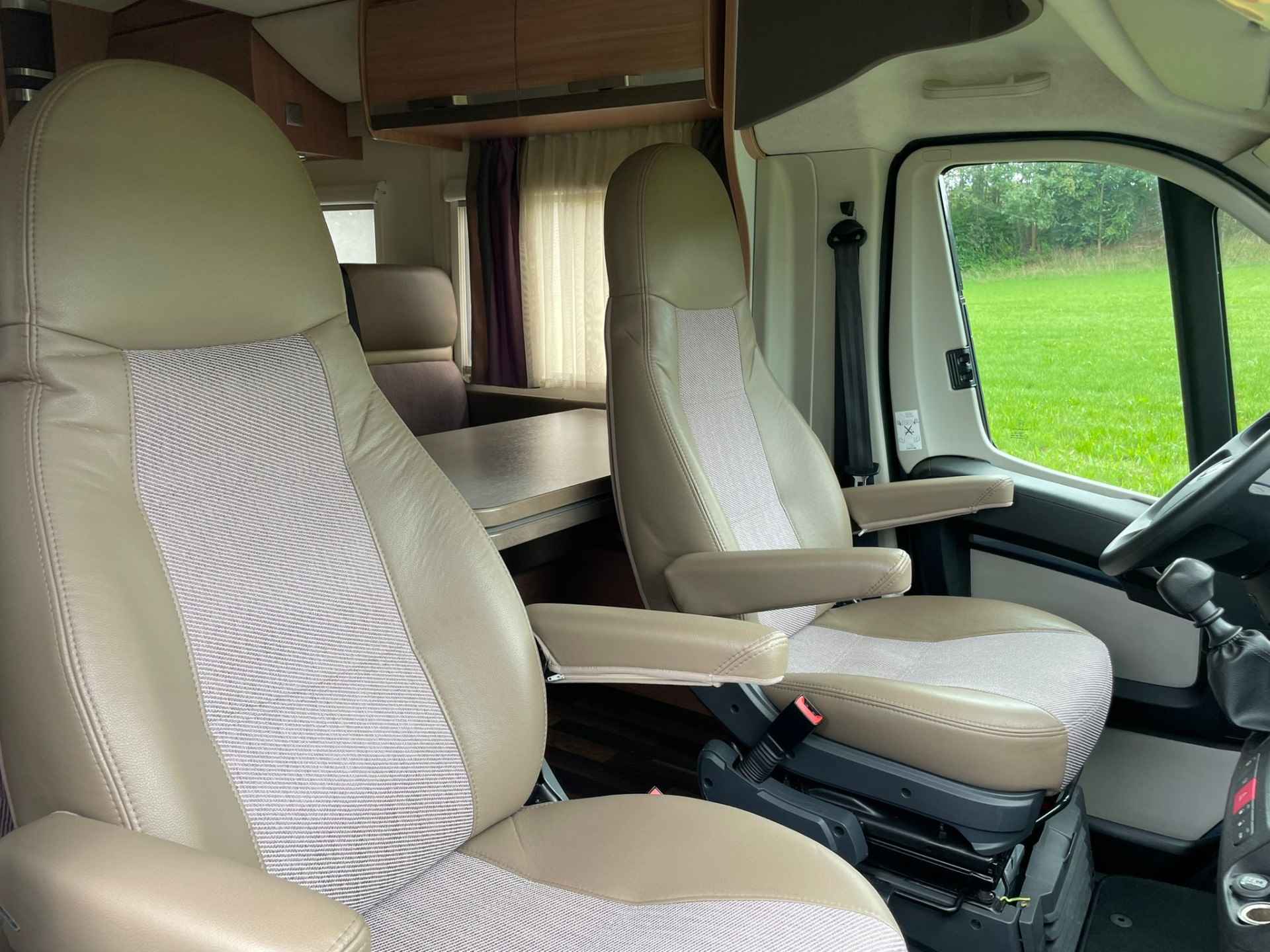 Knaus R21 Sky Wave | MF + Extra hefbed | Dakairco | Cruise Control | DAB+ | Navigatie - 4/32