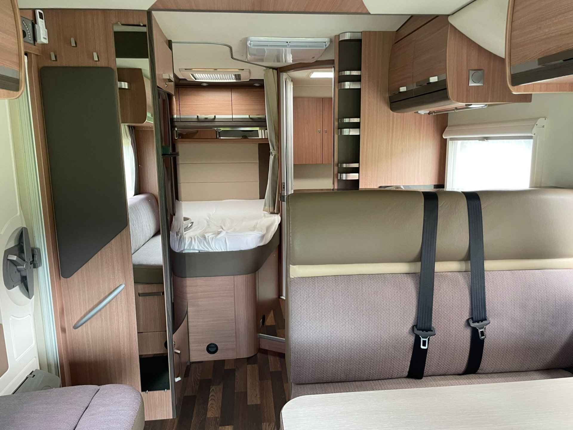 Knaus R21 Sky Wave | MF + Extra hefbed | Dakairco | Cruise Control | DAB+ | Navigatie - 7/32