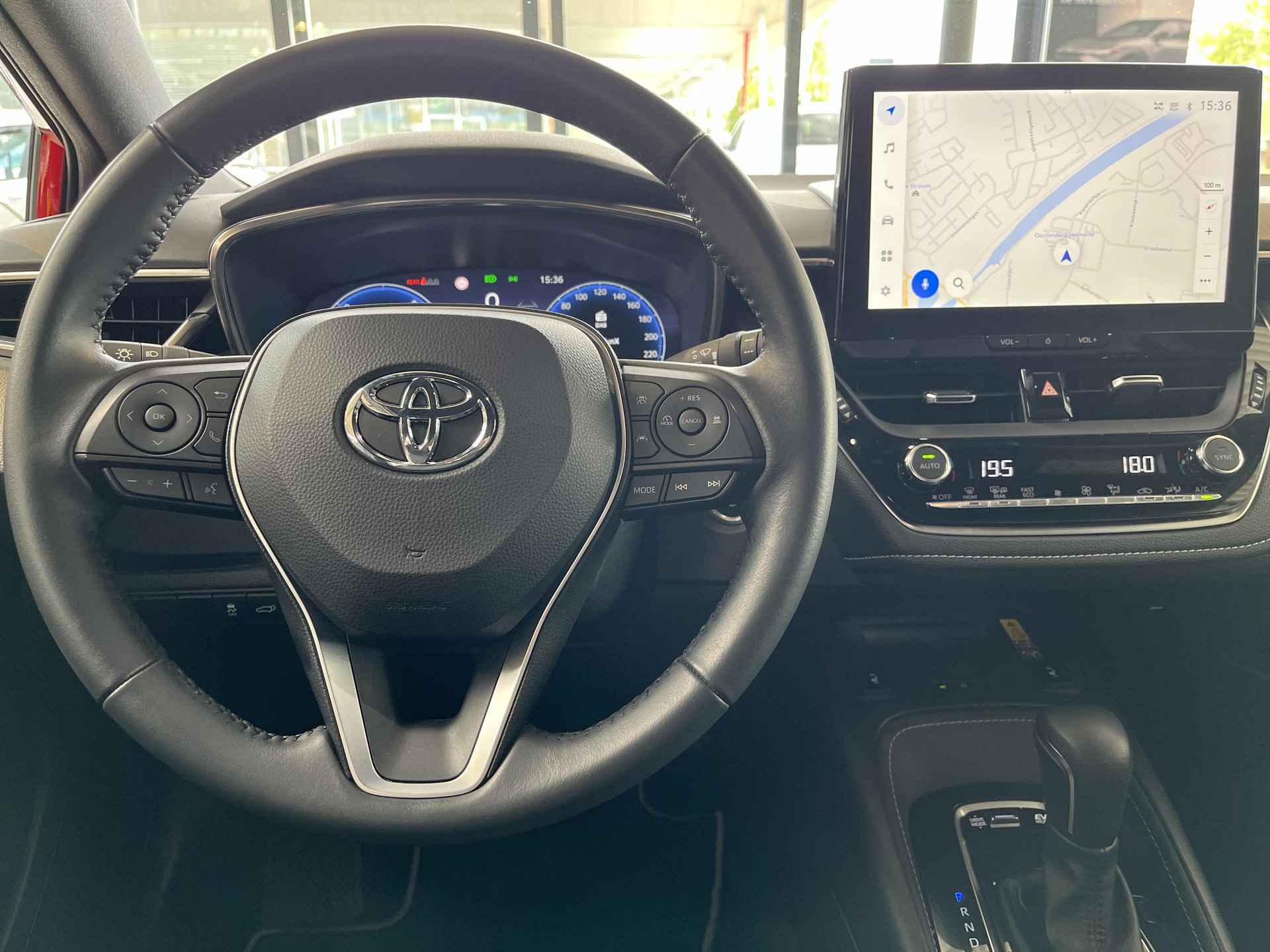 Toyota Corolla Touring Sports 1.8 Hybrid First Edition | All-in prijs | Apple/Android | Parkeersensoren | Navigatie | Elektrische achterklep | - 25/36