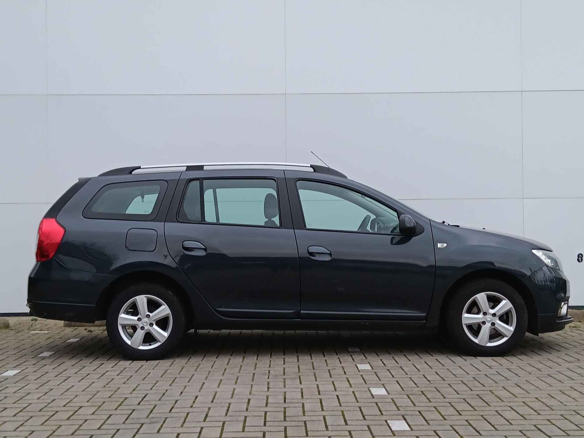 Dacia Logan MCV 0.9 TCe 90 SL Royaal Airco / All-Season banden / Parkeersensoren / Lichtmetalen Velgen - 11/44