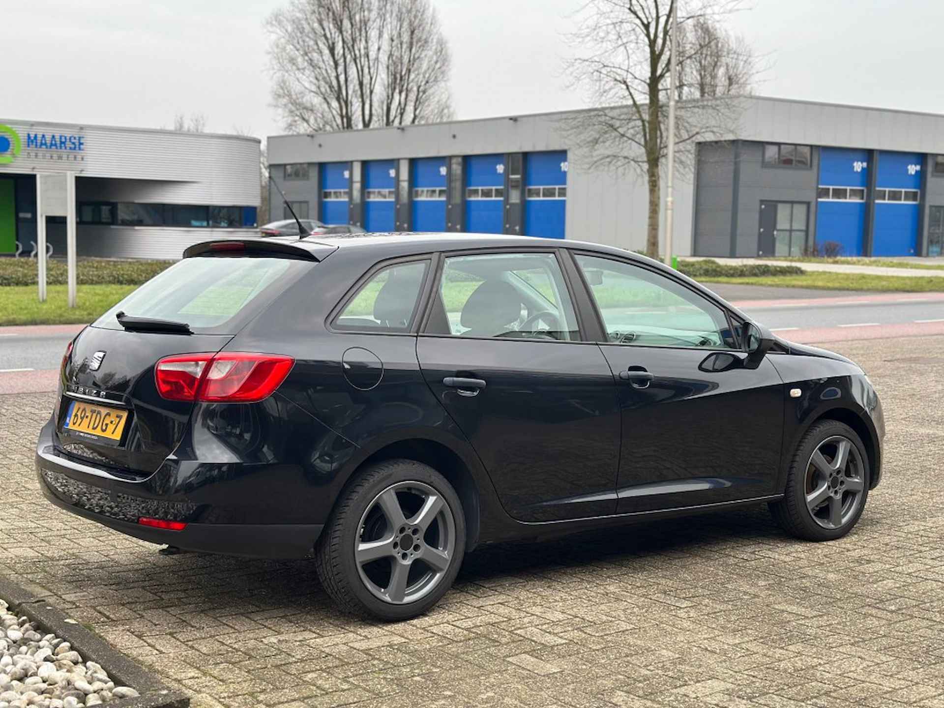 SEAT Ibiza 1.2 Club uitvoering &#39;&#39; Airco - CPV - Elektrische ramen - NW Apk - 5/16