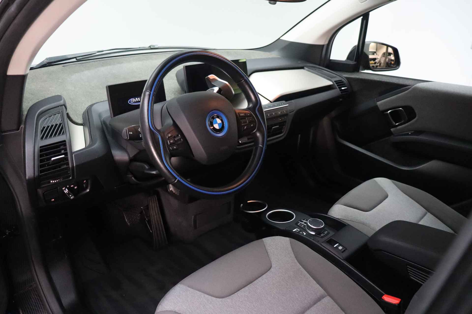 BMW i3 Executive Automaat / Achteruitrijcamera / Stoelverwarming / Park Assistant / Cruise Control / Navigatie Professional - 8/20