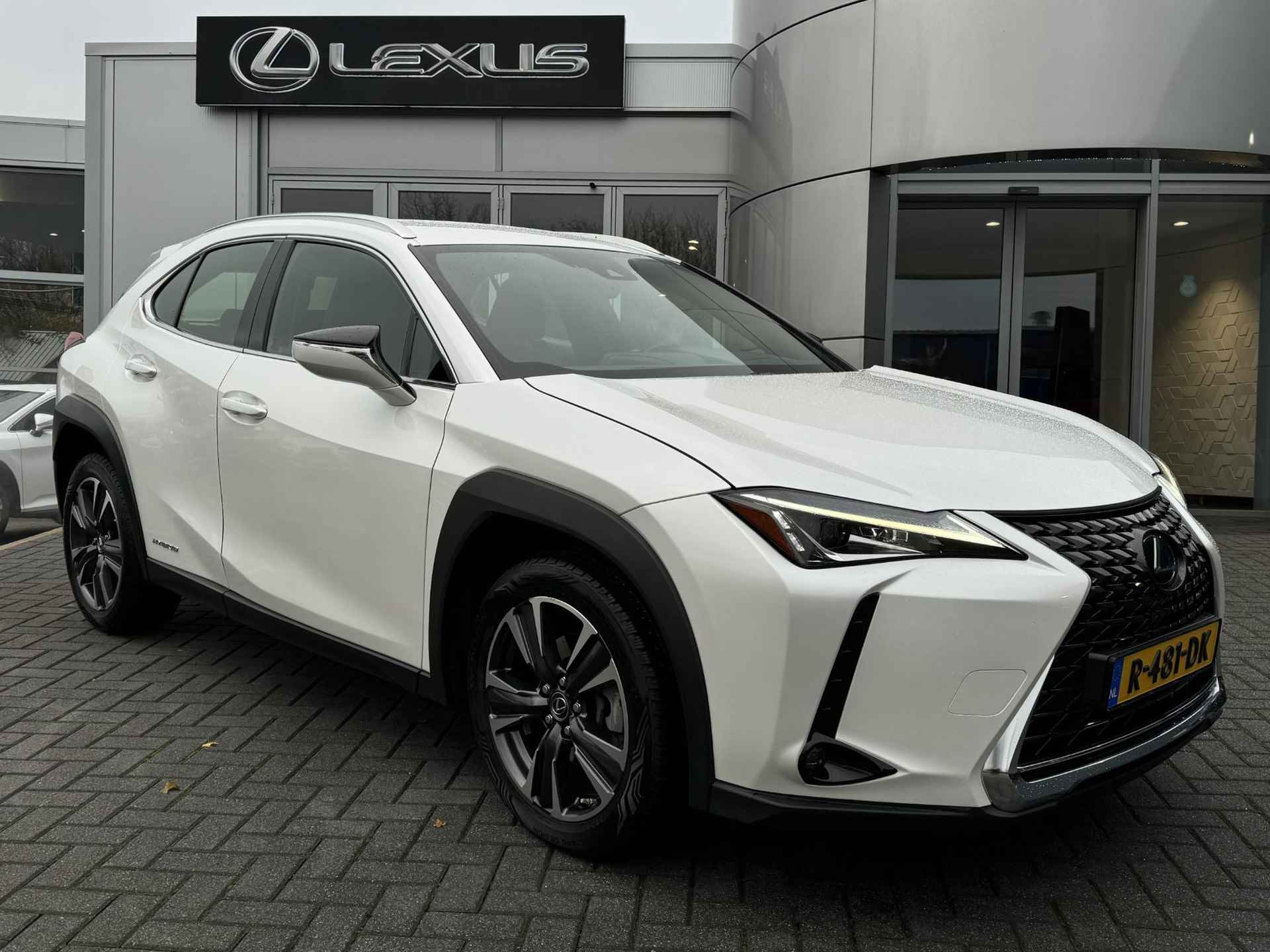 Lexus UX 250h Business Line 18" LM-VELGEN ALL-SEASON KEY-LESS NAVI AD-CRUISE APPLE/ANDROID - 9/36