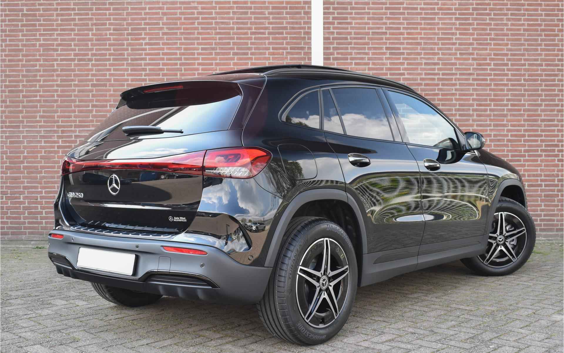 Mercedes-Benz EQA 250 AMG Line 67 kWh / Night-Pakket / Headup-Display / Panaroma-schuifdak / Stoelverwarming / Achteruitrijcamera / Dodehoek-Assis - 4/35