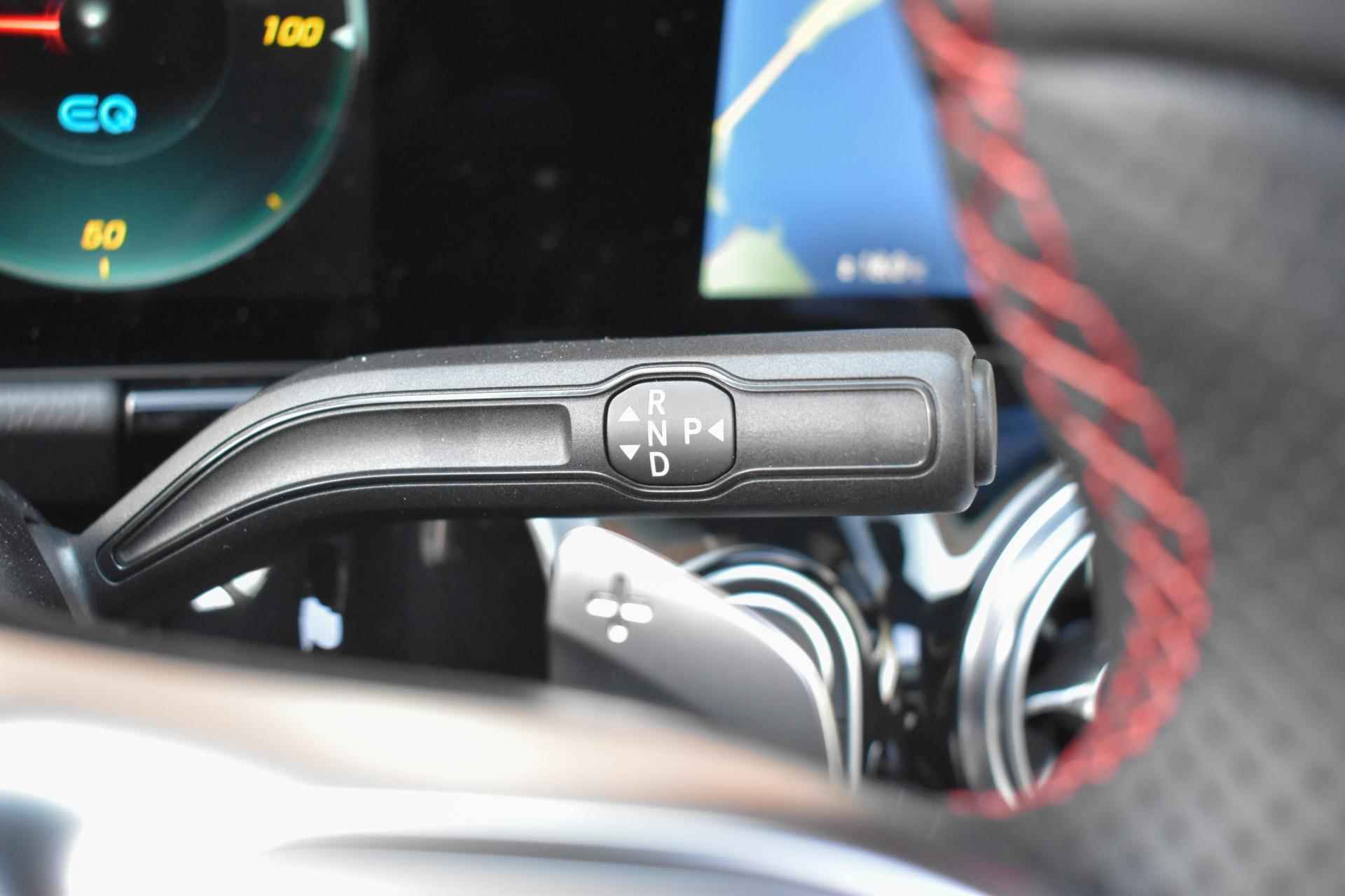 Mercedes-Benz EQA 250 AMG Line 67 kWh / Night-Pakket / Headup-Display / Panaroma-schuifdak / Stoelverwarming / Achteruitrijcamera / Dodehoek-Assis - 26/35