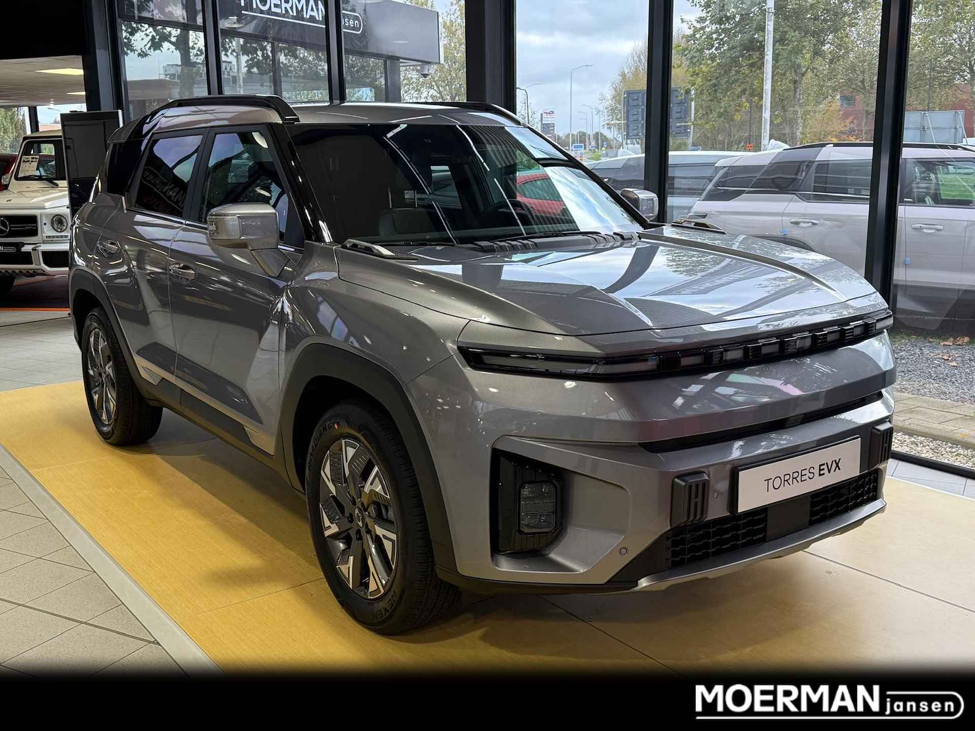 KGM Torres EVX Platinum 73.4 kWh / Nieuw uit voorraad / 100% elektrisch / 7 jaar garantie / Navigatie / Apple Carplay & Android Auto / Stoelverwarming + koeling