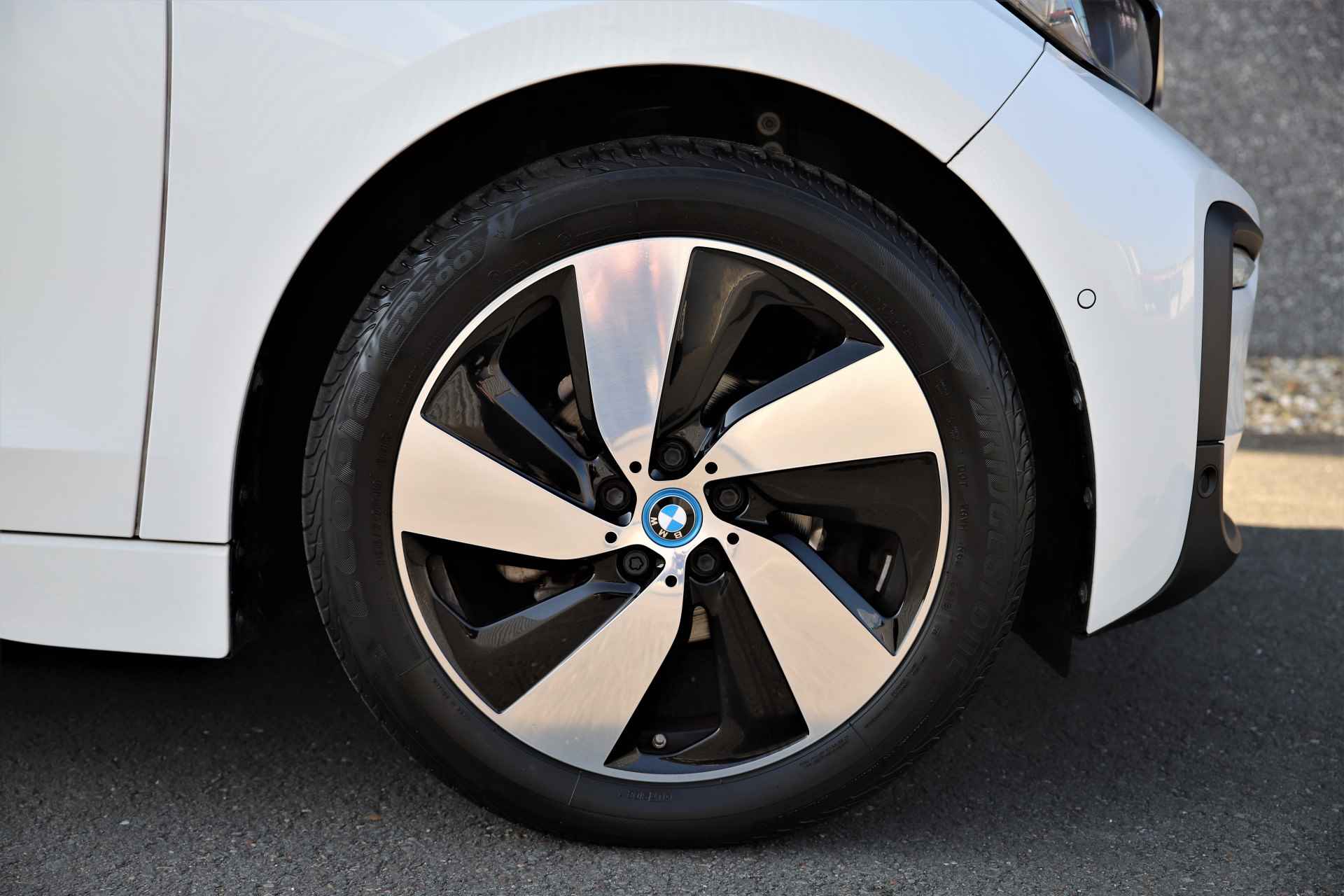 BMW i3 120Ah 42 kWh /Adaptive cruise/warmtepomp/12.709km/3-fase/Camera/19" - 17/42