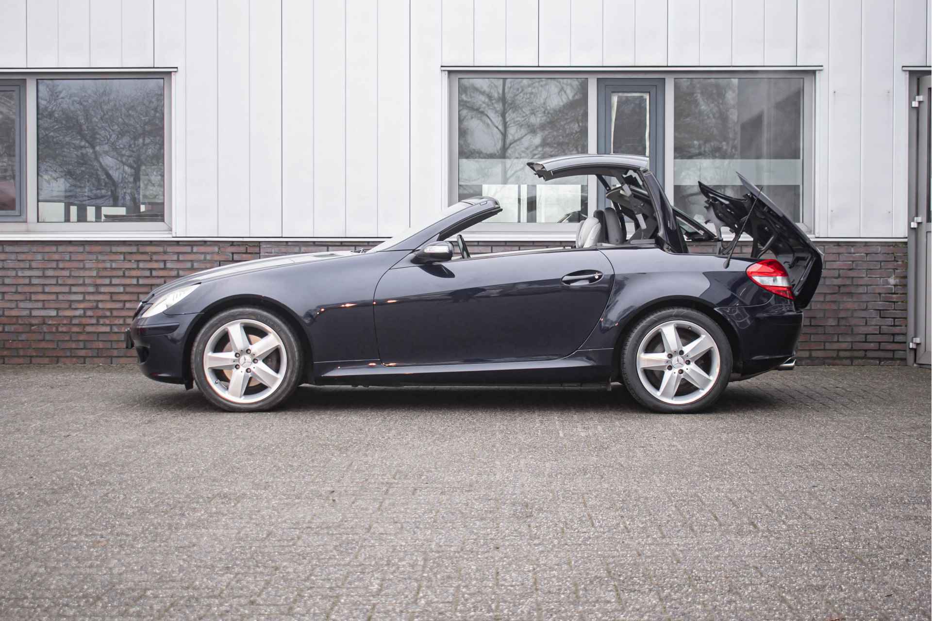 Mercedes-Benz SLK | Gasinstallatie G3 | Airscarf | Eindejaarsopruiming van 10950 voor 9950 - 12/24