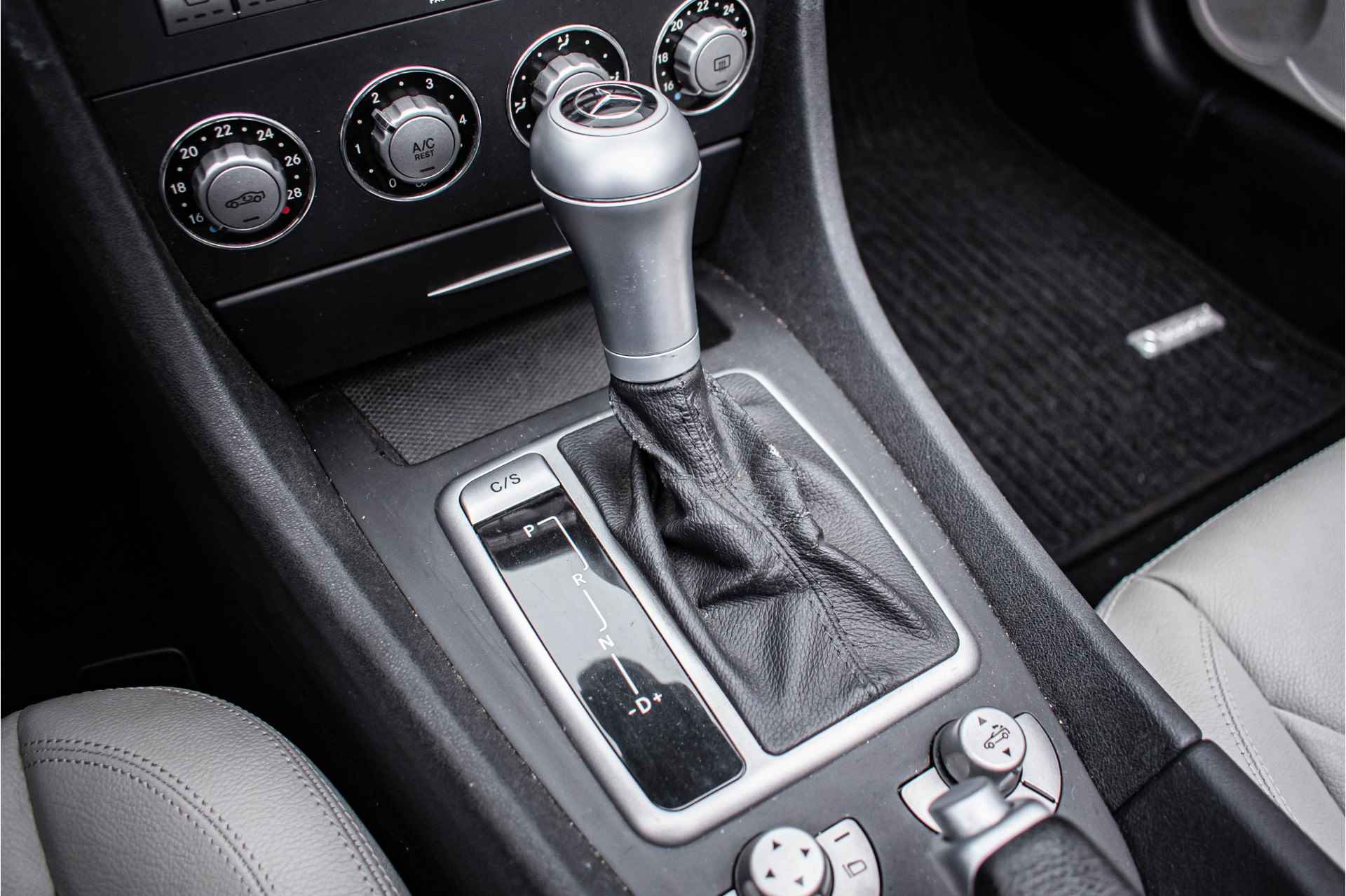 Mercedes-Benz SLK | Gasinstallatie G3 | Airscarf | Eindejaarsopruiming van 10950 voor 9950 - 22/24