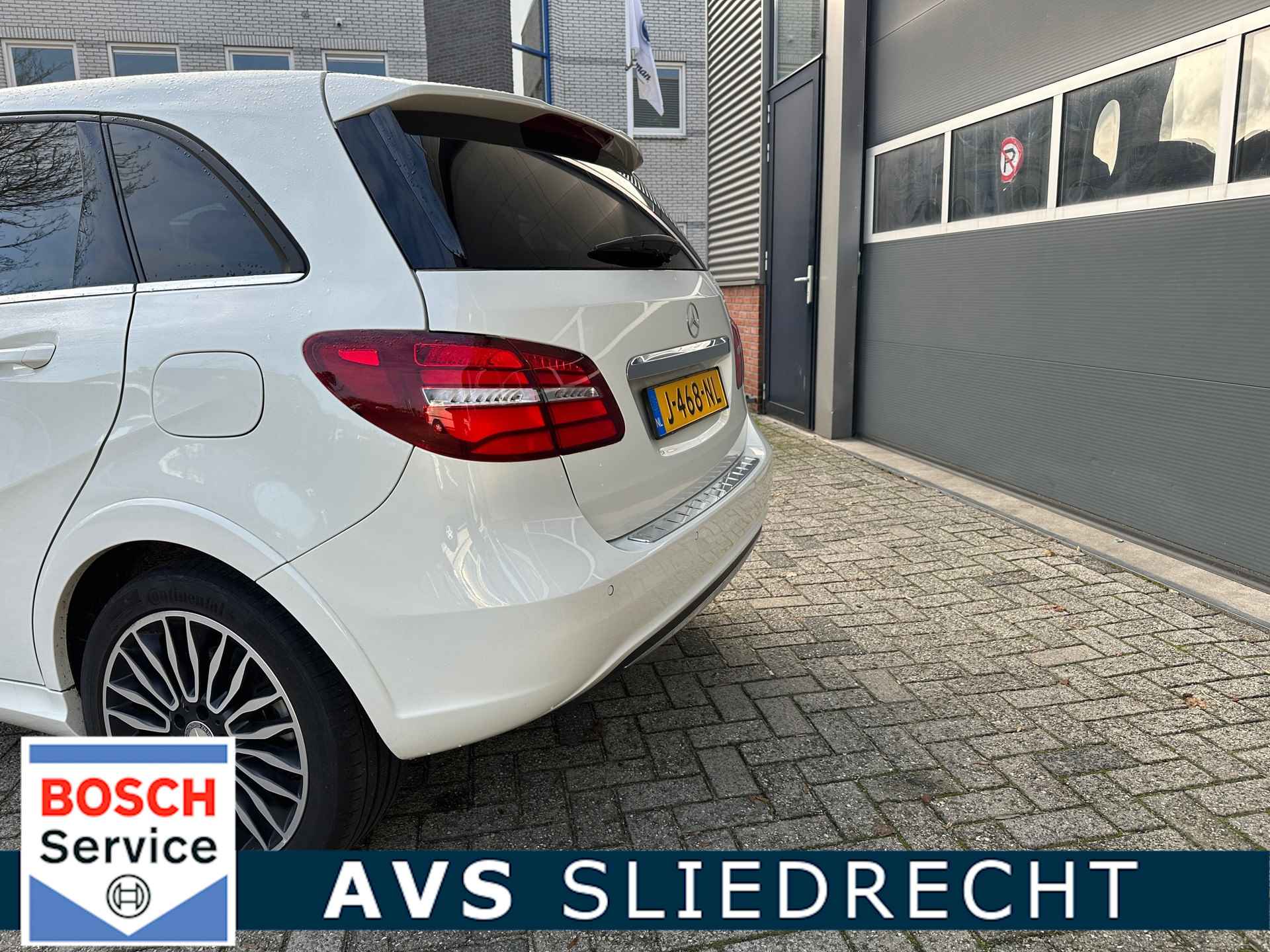 Mercedes-Benz B-klasse 250 e Prestige 28 kWh / 12mnd BOVAG / 18 inch / Dodehoek - 49/49