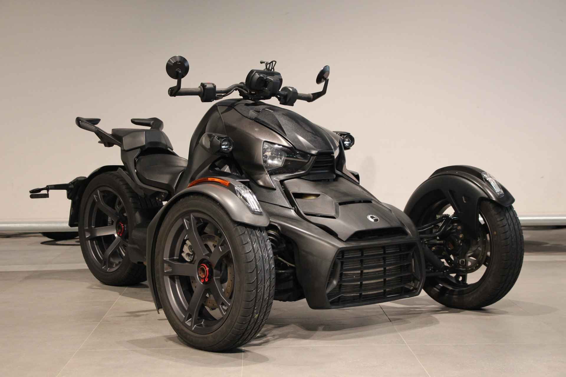 CAN-AM RYKER 900