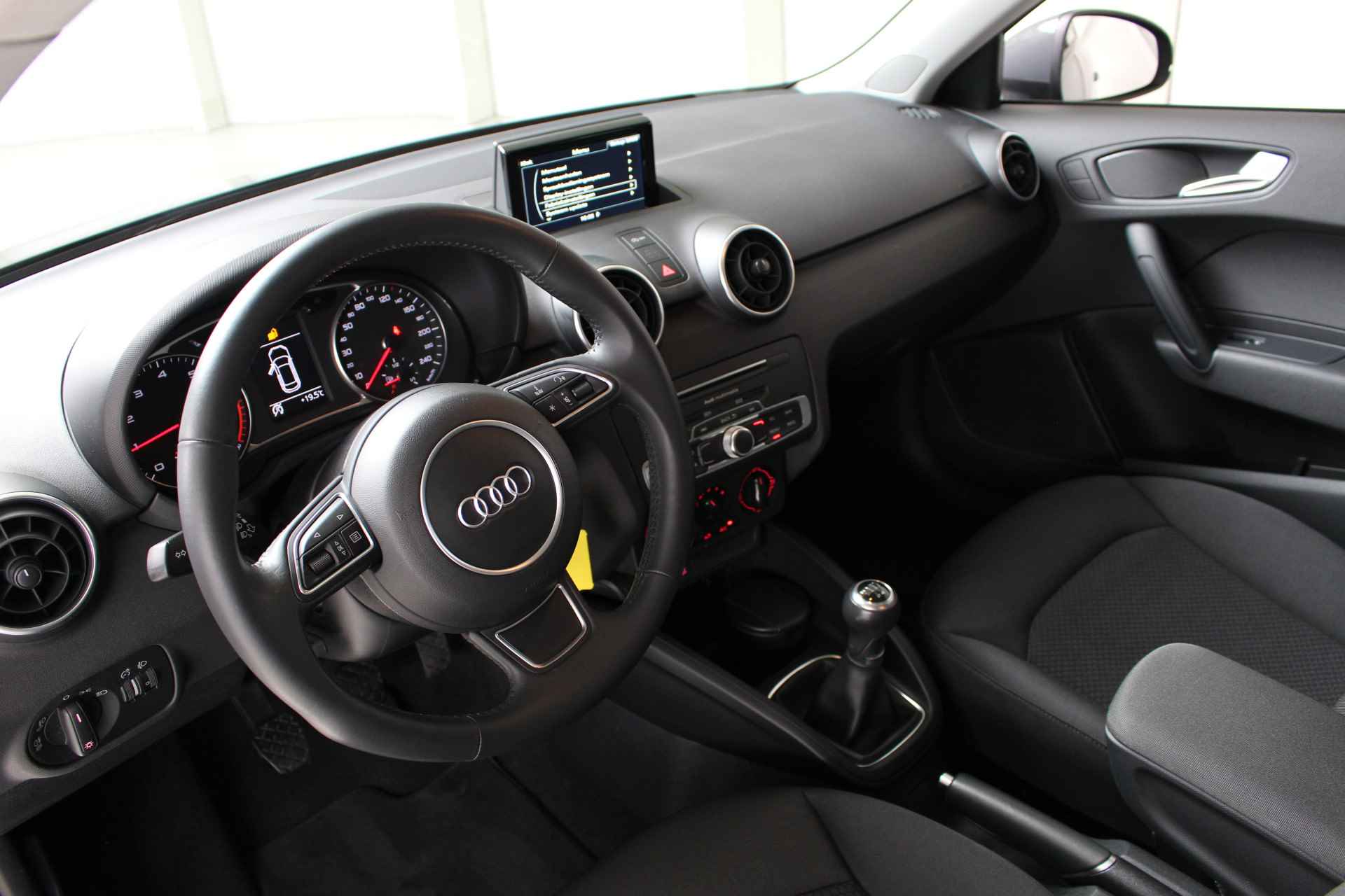Audi A1 Sportback 1.0 TFSI Navigatie | Lichtmetalen velgen | elektr. raambed. v+a - 9/18