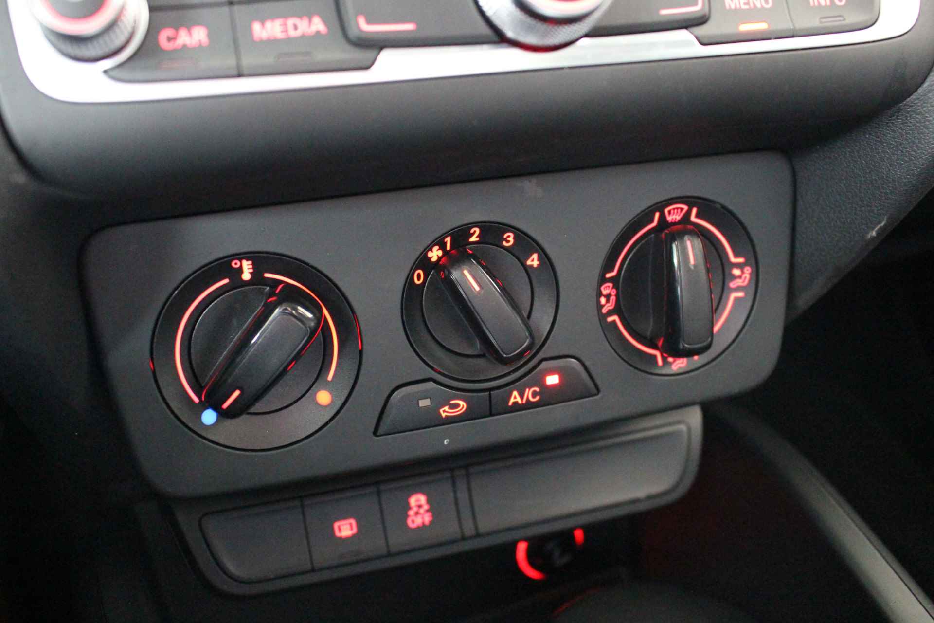 Audi A1 Sportback 1.0 TFSI Navigatie | Lichtmetalen velgen | elektr. raambed. v+a - 17/18