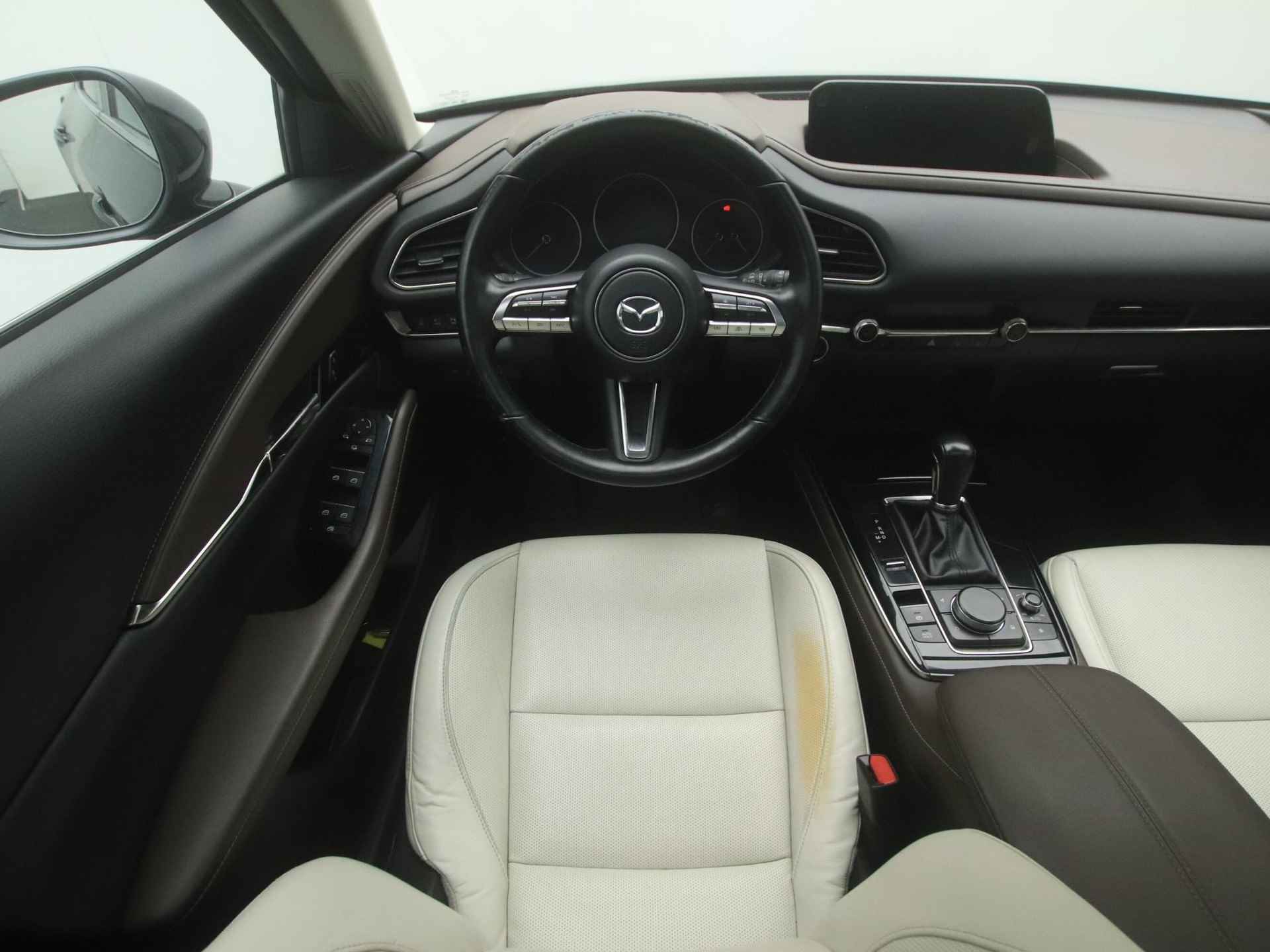 Mazda CX-30 2.0 e-SkyActiv-X Luxury i-Activesense automaat met Sunroof : dealer onderhouden - 24/50