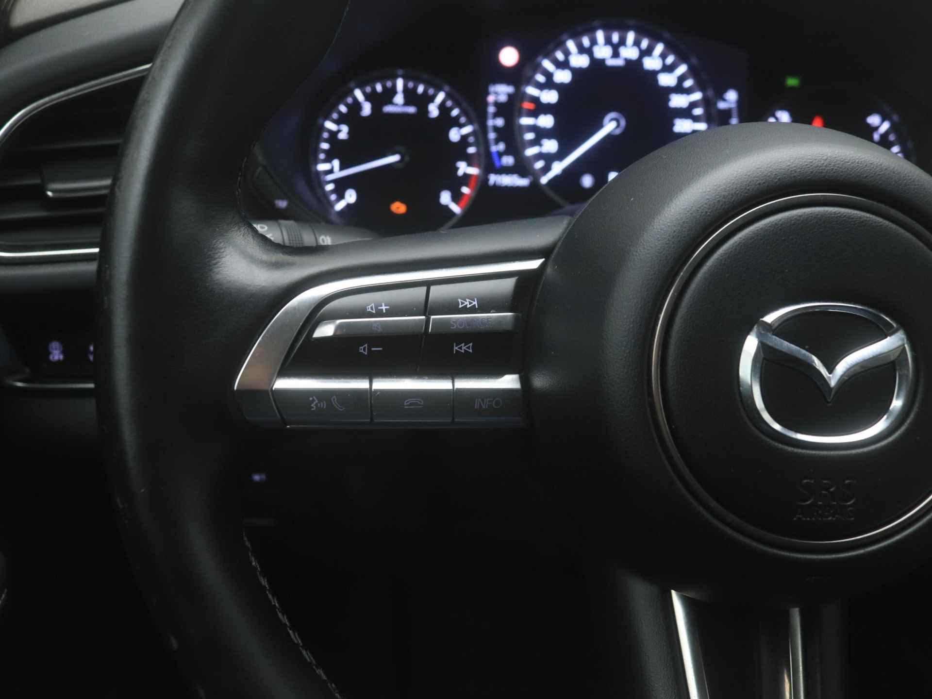 Mazda CX-30 2.0 e-SkyActiv-X Luxury i-Activesense automaat met Sunroof : dealer onderhouden - 26/50