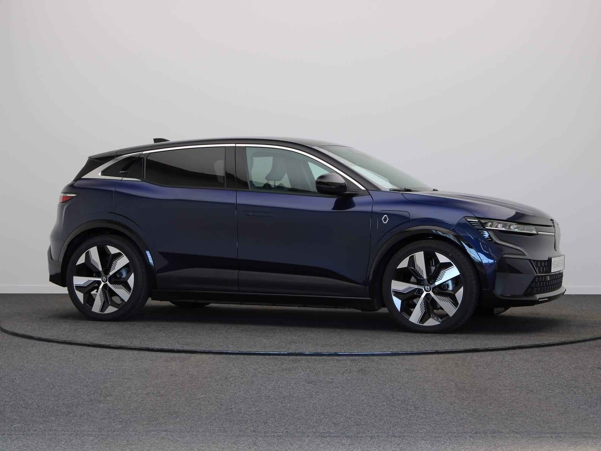 Renault Megane E-Tech EV60 Optimum Charge Techno | €2000,- subsidie | Warmtepomp | Google infotainmentsysteem | Stuurwielverwamring | Climate control | - 13/52