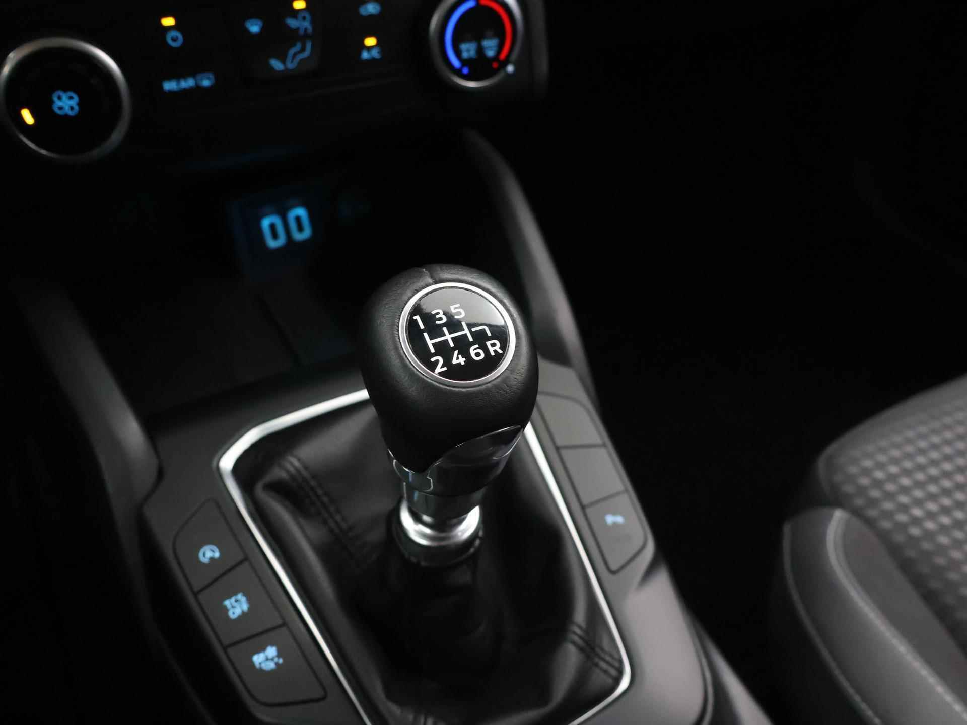 Ford Focus Wagon 1.0 EcoBoost Trend Edition Business | Parkeercamera | Navigatie | Cruise Control | Lichtmet. Velgen | - 28/39
