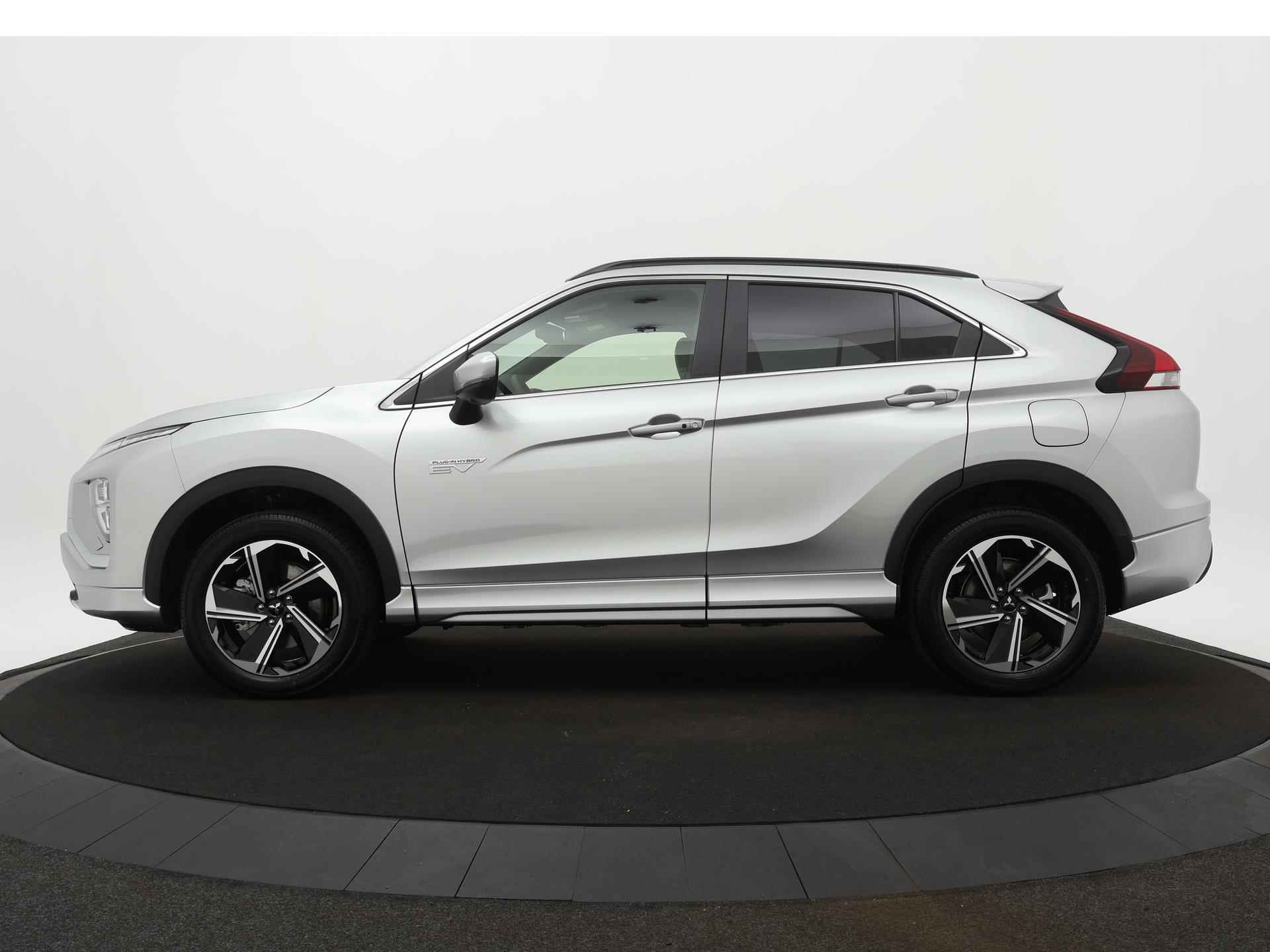 Mitsubishi Eclipse Cross 2.4 PHEV Executive | NU € 6.000 EXTRA VOORDEEL | Rijklaarprijs| Adaptive Cruise Control | Stuurverwarming | Stoelverwarming achter | - 2/34