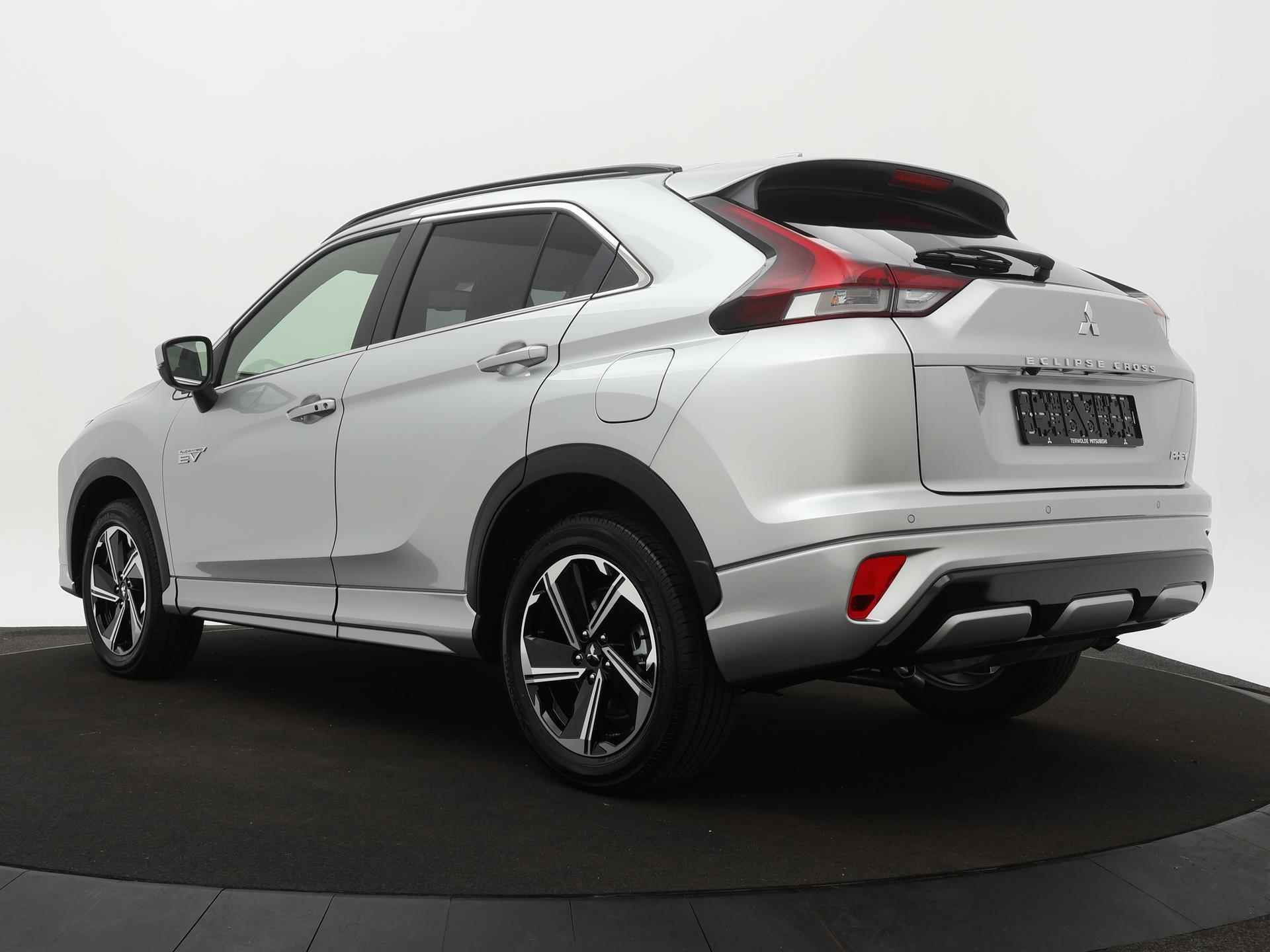 Mitsubishi Eclipse Cross 2.4 PHEV Executive | NU € 6.000 EXTRA VOORDEEL | Rijklaarprijs| Adaptive Cruise Control | Stuurverwarming | Stoelverwarming achter | - 4/34