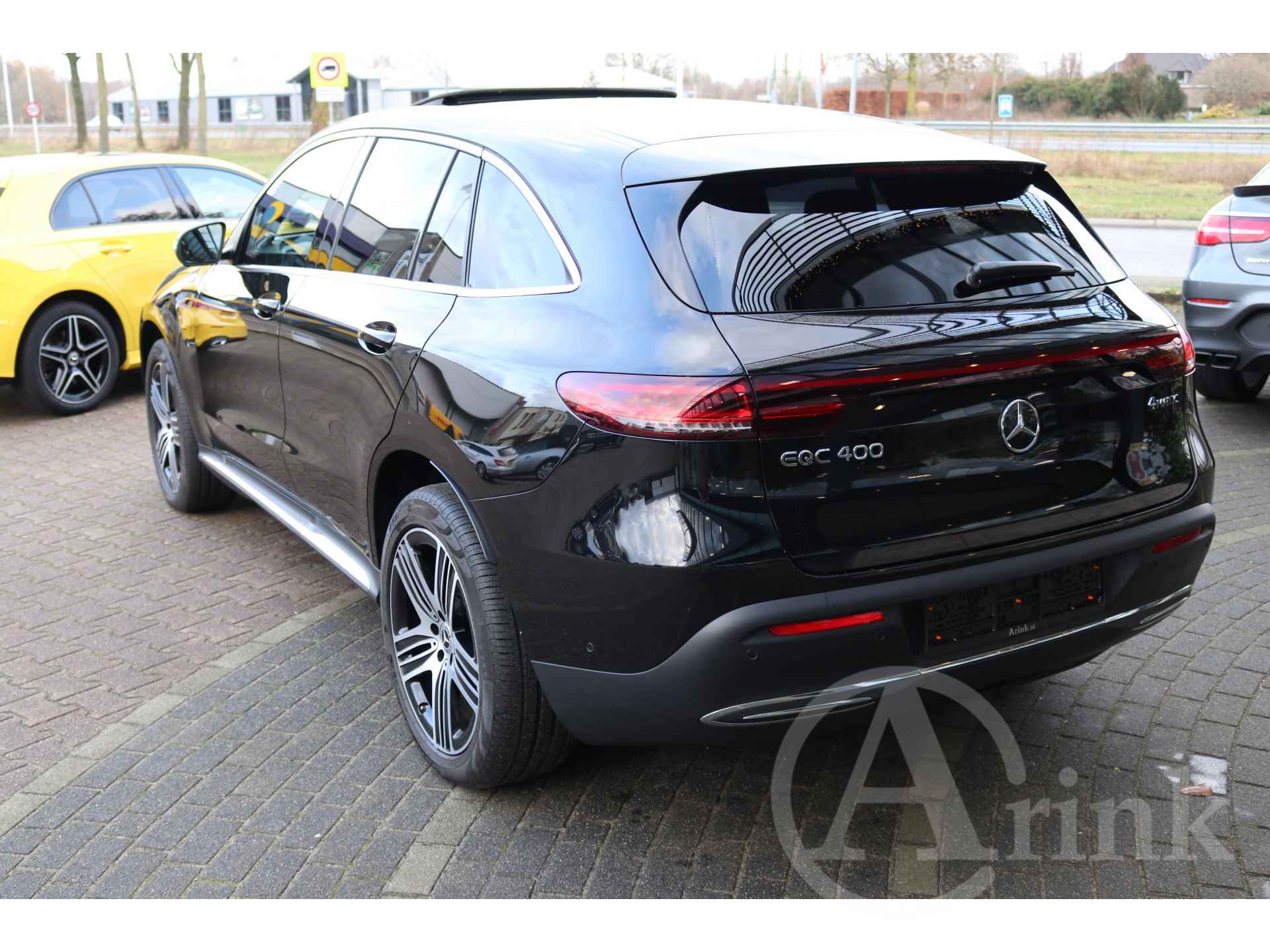 Mercedes-Benz EQC 400 4MATIC 80 kWh AMG-Line Rijassistentiepakket Schuifdak Trekhaak Burmester - 6/41