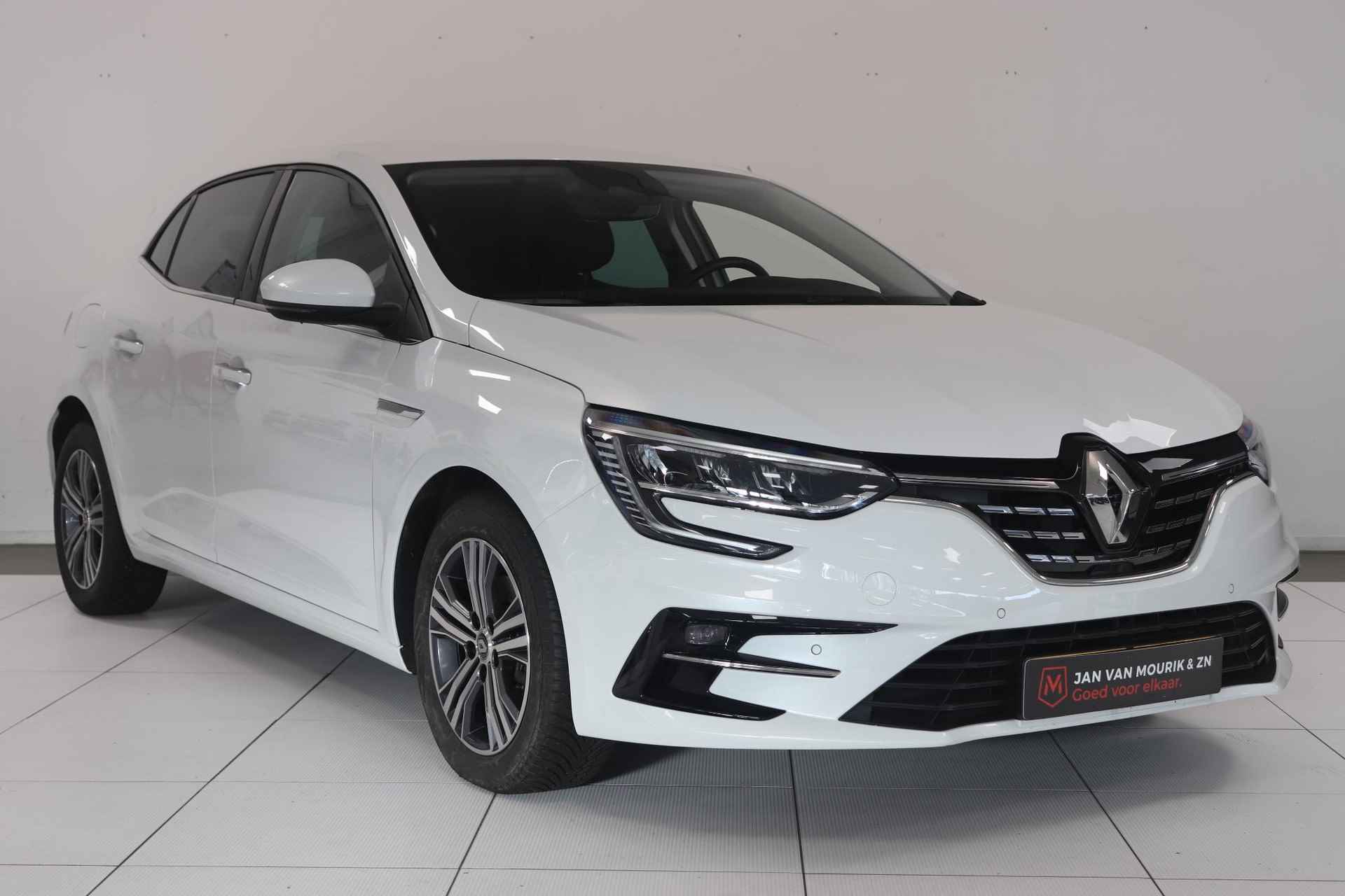 Renault Mégane 1.3 TCe 140 EDC Intens Automaat | Navigatie | Parkeersensoren | Bluetooth | - 8/33