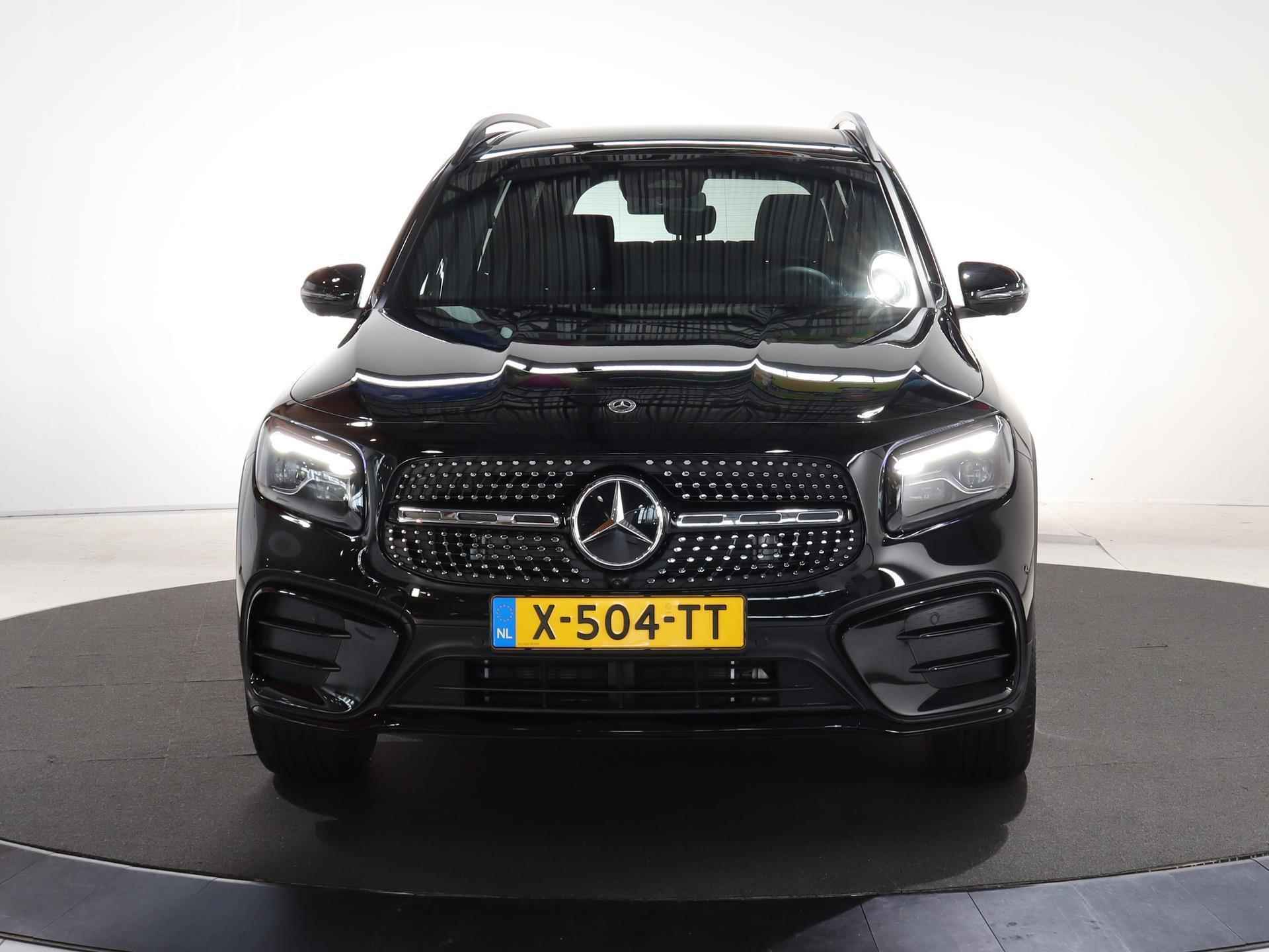 Mercedes-Benz GLB 200 AMG Line Facelift | Panoramadak | Trekhaak | Memory | Burmester | 20 inch | Keyless go | - 4/30