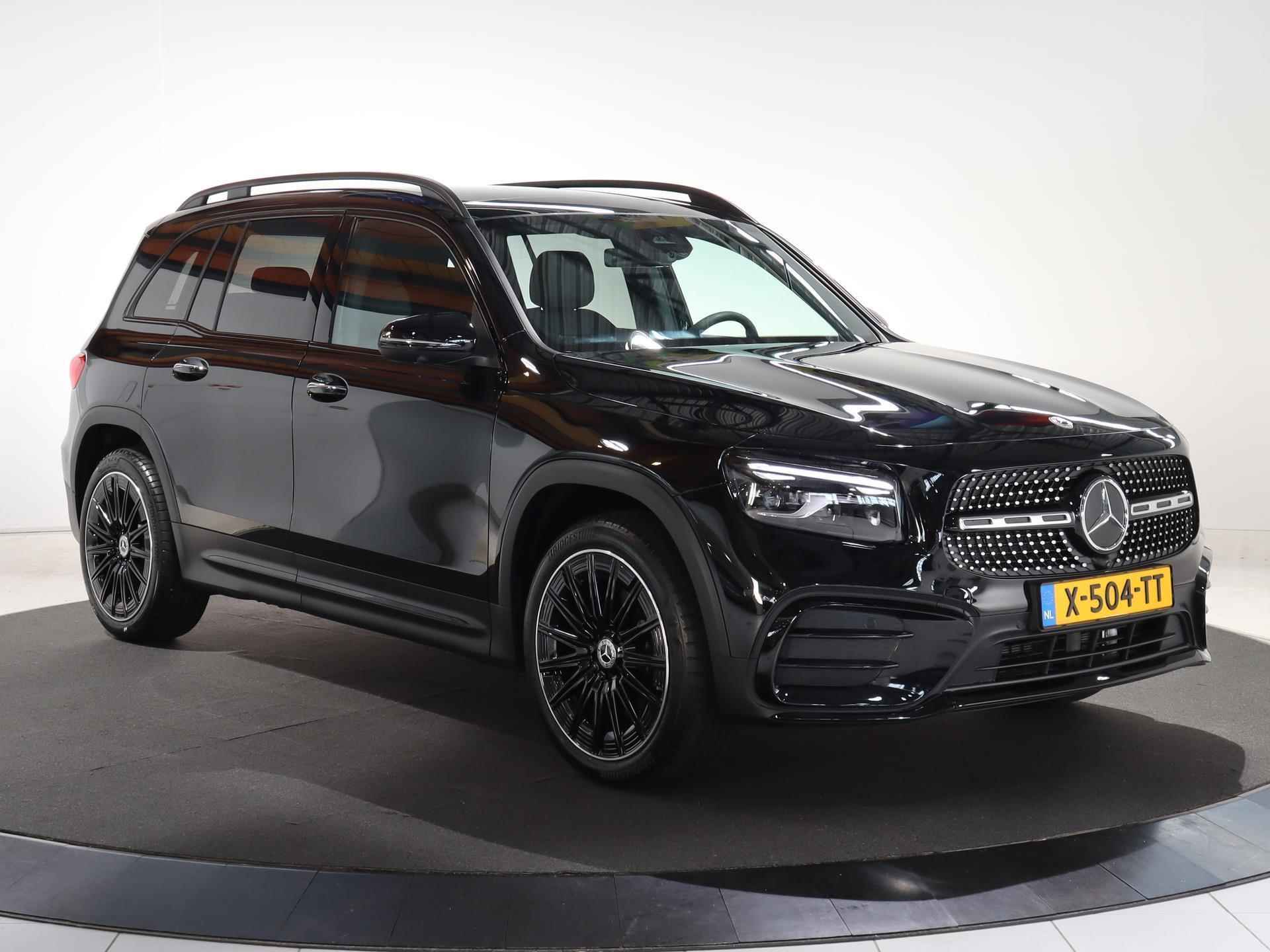 Mercedes-Benz GLB 200 AMG Line Facelift | Panoramadak | Trekhaak | Memory | Burmester | 20 inch | Keyless go | - 26/30