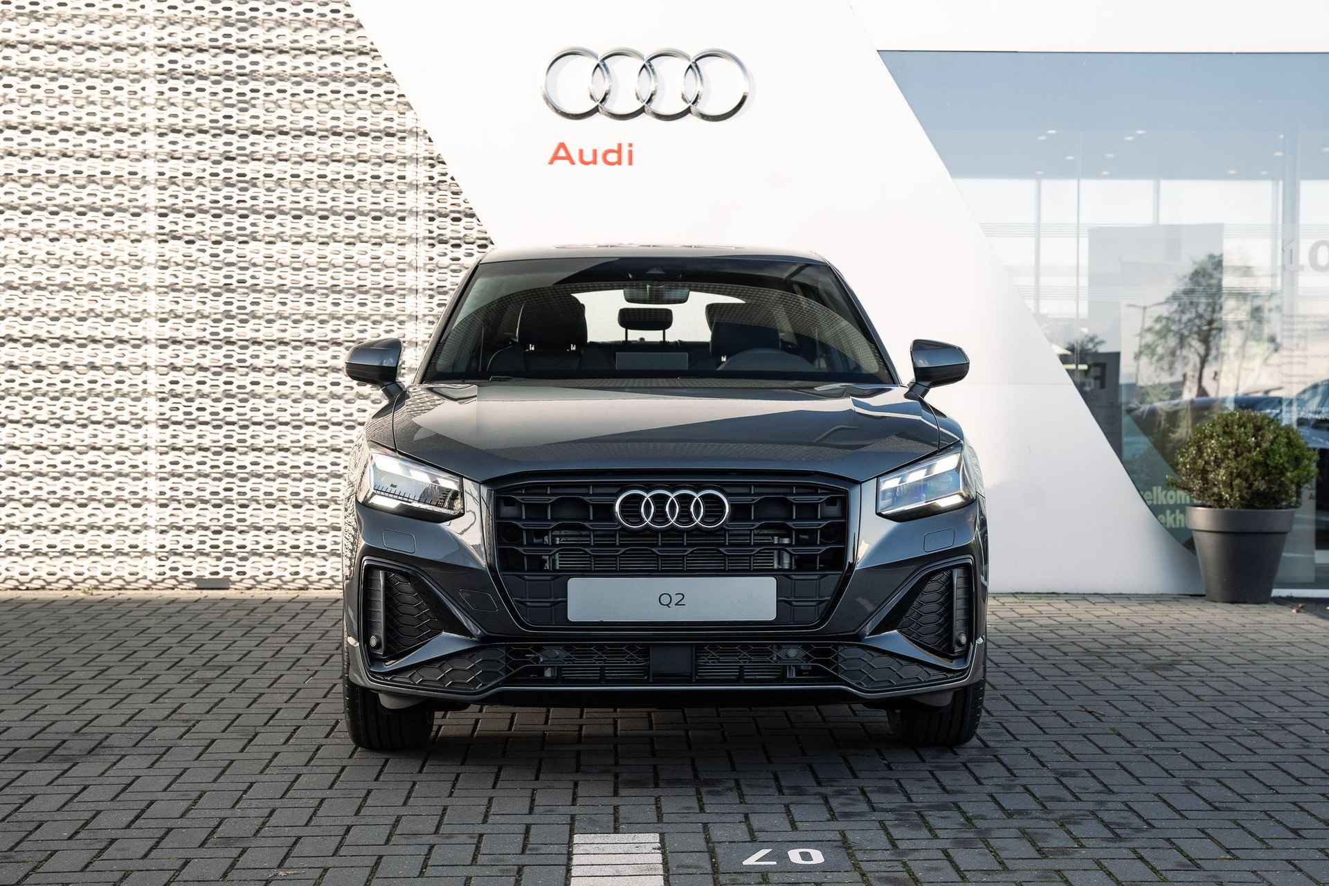 Audi Q2 S edition - 6/29