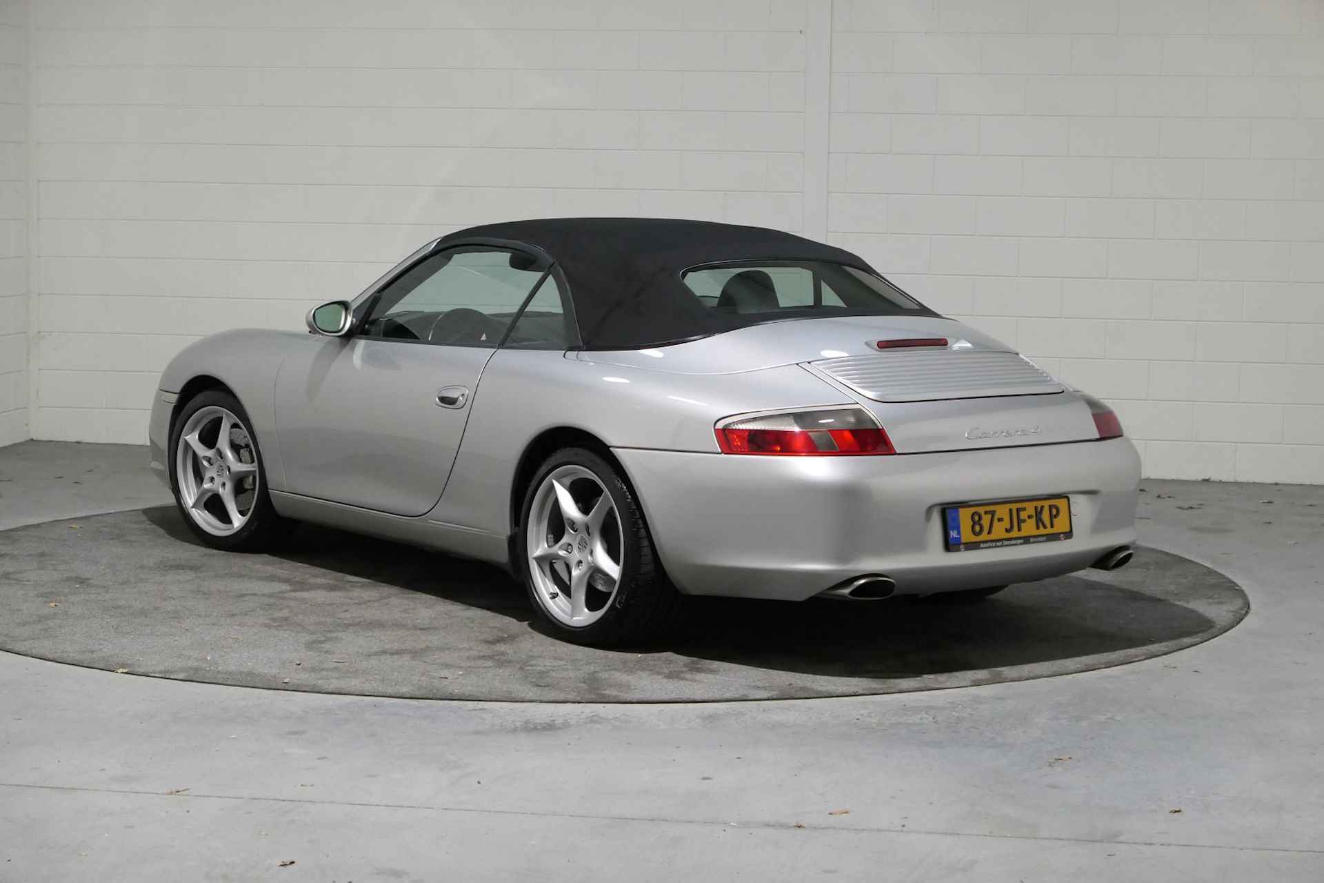 Porsche 911 Cabrio 3.6 Carrera 4, NL, Boekjes, Nap, 6 Bak, NIEUWSTAAT auto !!!! .. Wordt lastig een 2e te vinden, zo ECHT, waar alles aantoonbaar van is ! - 13/65