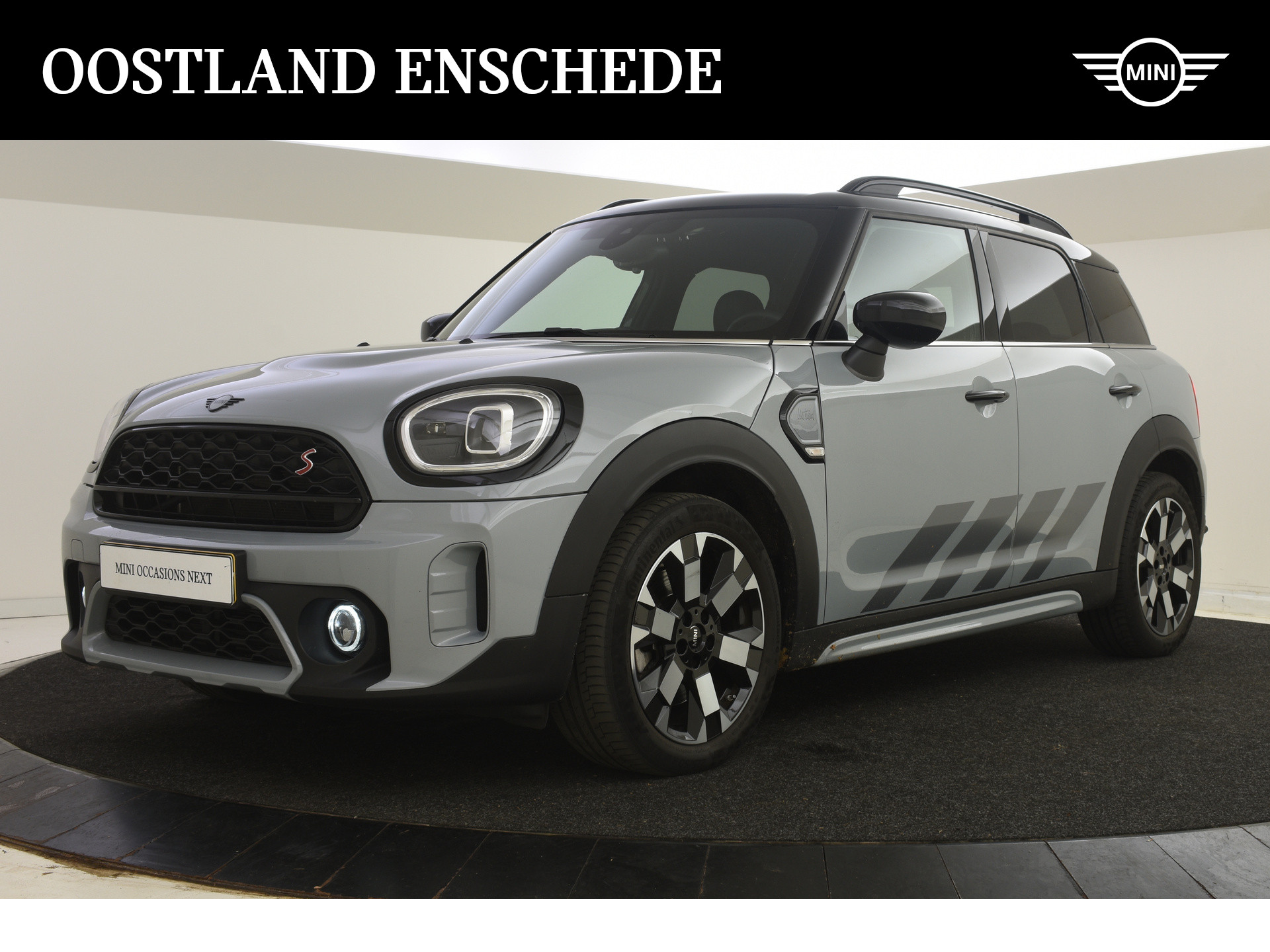 MINI Countryman Cooper S Untamed Automaat / Achteruitrijcamera / Comfort Access / Stoelverwarming / LED / Cruise Control / PDC achter / Driving Assistant