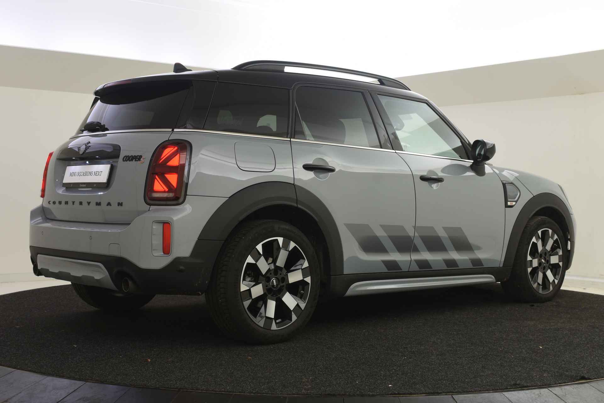 MINI Countryman Cooper S Untamed Automaat / Achteruitrijcamera / Comfort Access / Stoelverwarming / LED / Cruise Control / PDC achter / Driving Assistant - 14/46