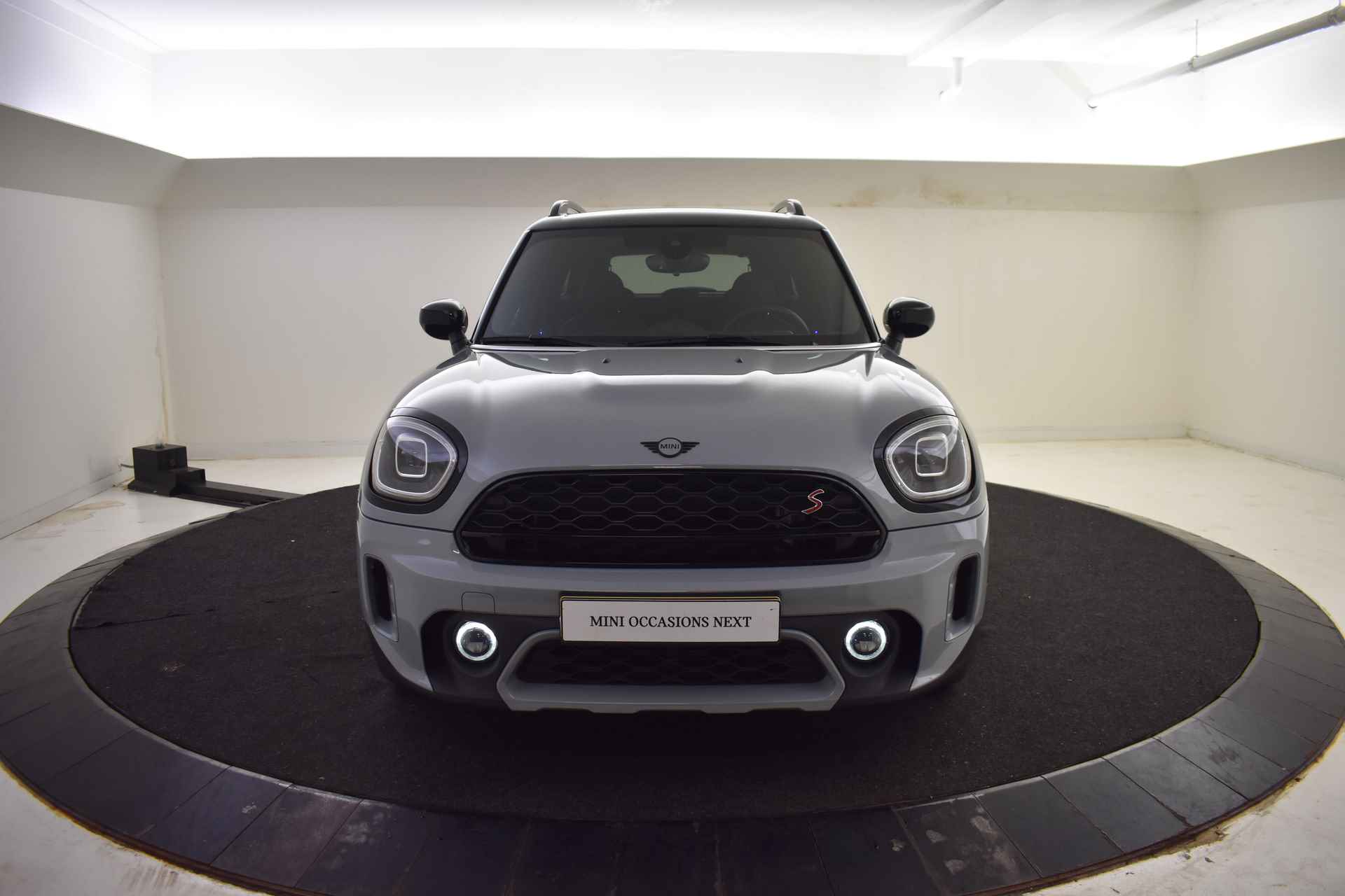 MINI Countryman Cooper S Untamed Automaat / Achteruitrijcamera / Comfort Access / Stoelverwarming / LED / Cruise Control / PDC achter / Driving Assistant - 43/46