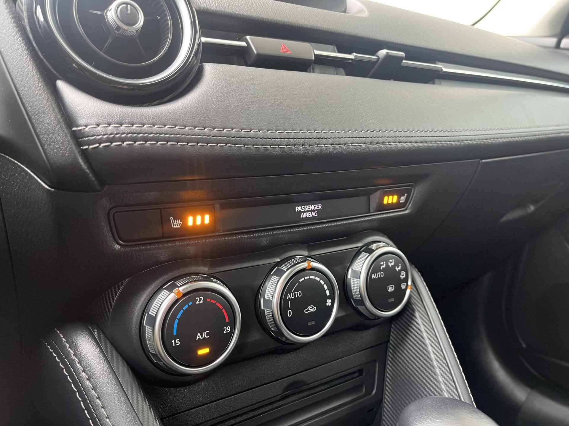Mazda 2 1.5 Skyactiv-G GT-M | Automaat | Navigatie | Cruise Control | Climate Control | Parkeersensoren | Parkeercamera | 36Mnd. Garantie | Rijklaar! | - 26/33